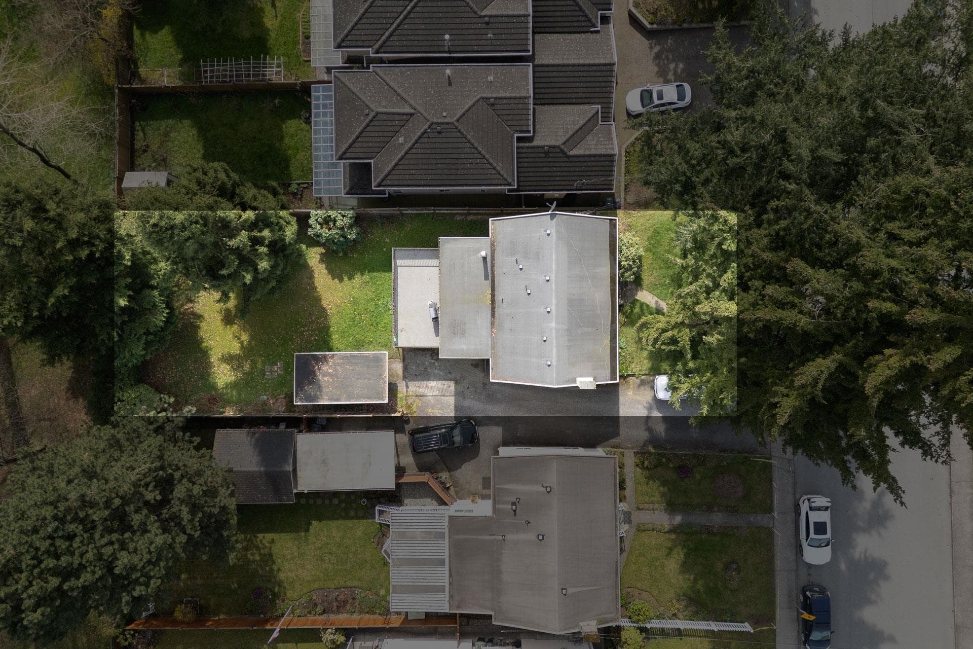 7564 12th Avenue, Burnaby, V3N 2K1 — photo 2