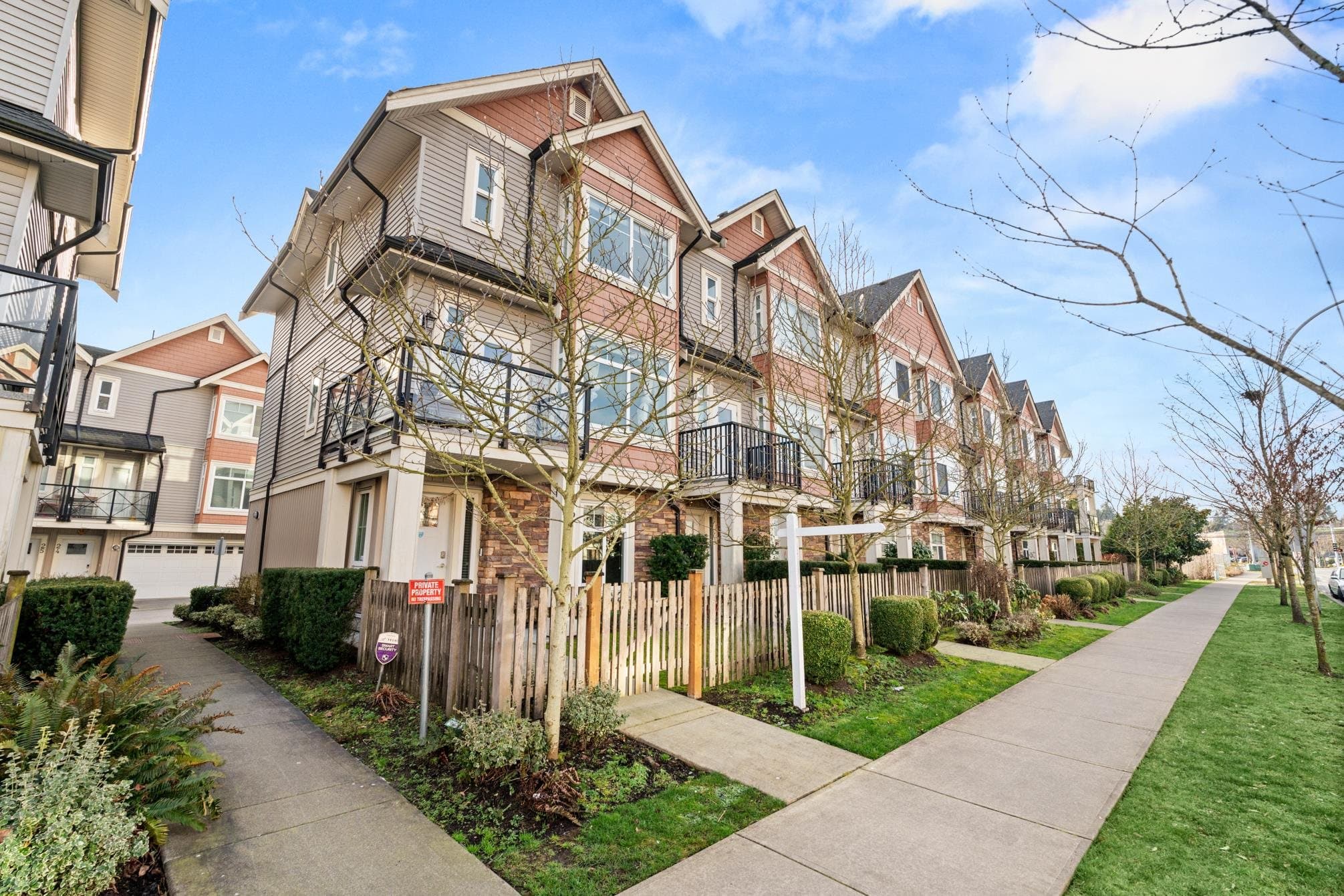 12 - 12092 70 Avenue, Surrey