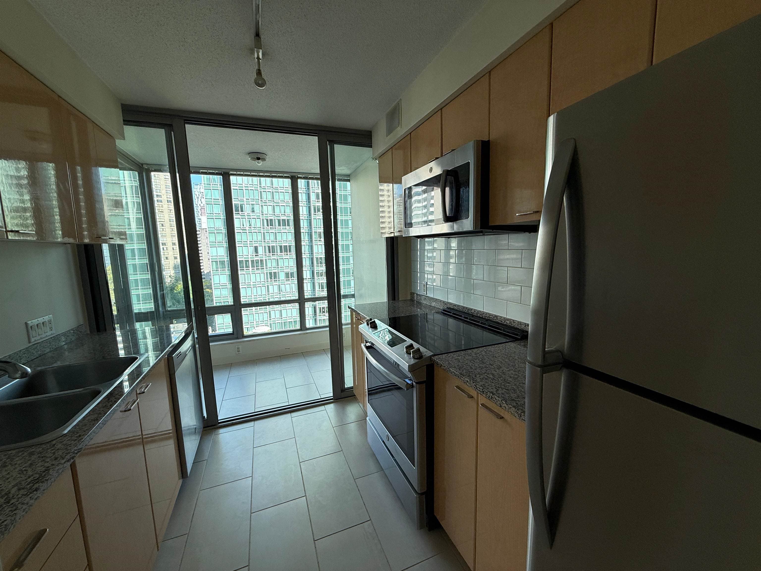 1108 - 1200 W Georgia Street, Vancouver, V6E 4R2 — photo 4