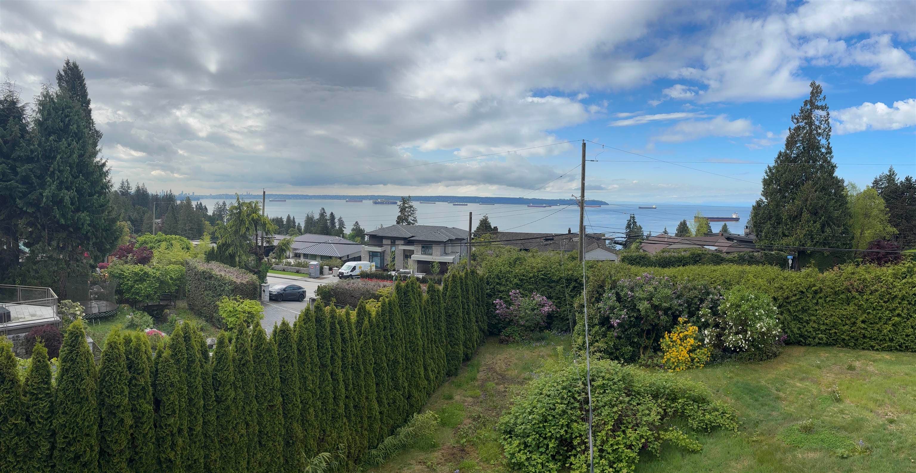 3204 Thompson Crescent, West Vancouver