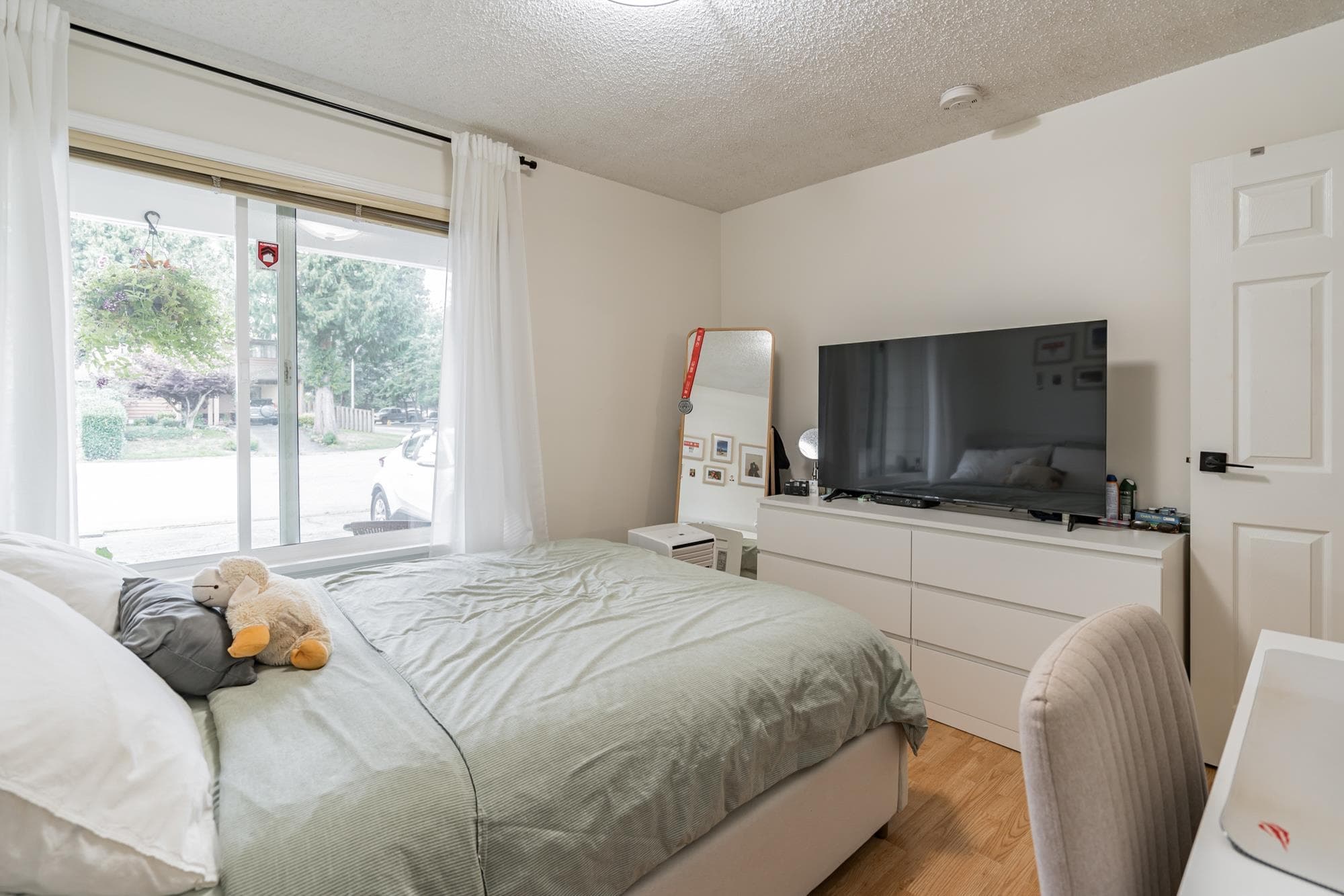 7063 129a Street, Surrey, V3W 6T4 — photo 5