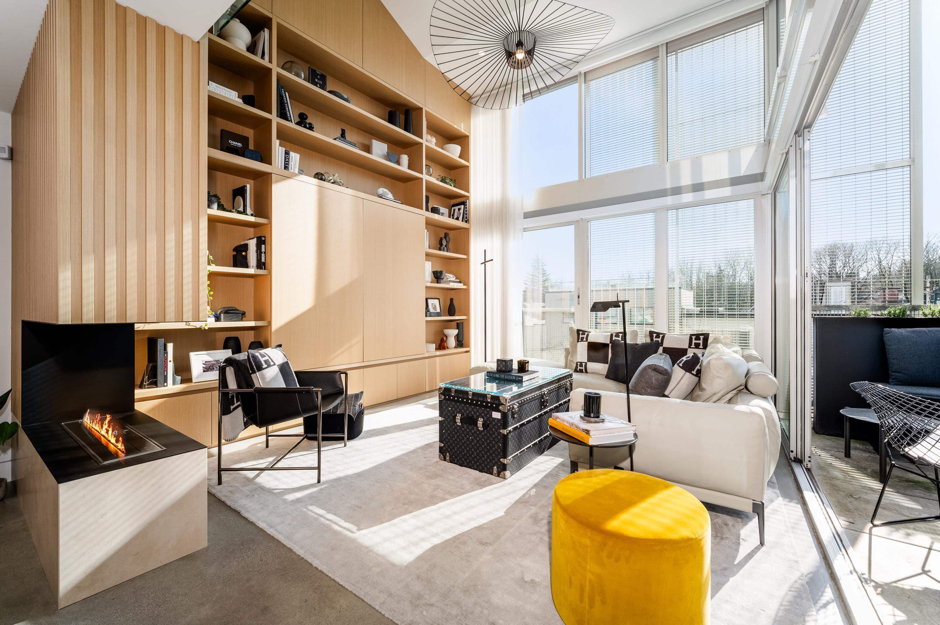 401 - 4387 W 10th Avenue, Vancouver, V6R 2H6 — photo 1