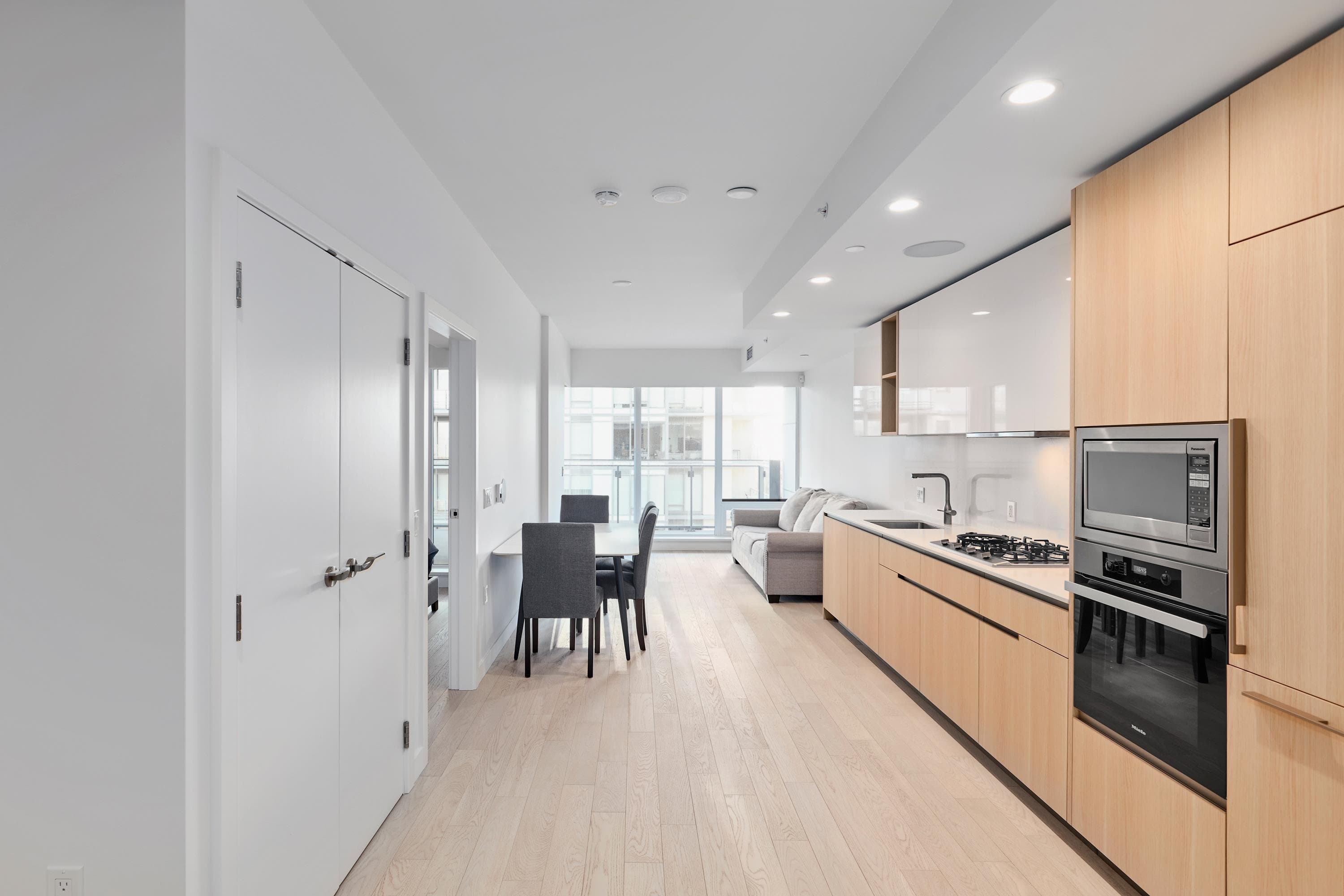 712 - 6855 Pearson Way, Richmond, V7C 0E9 — photo 2