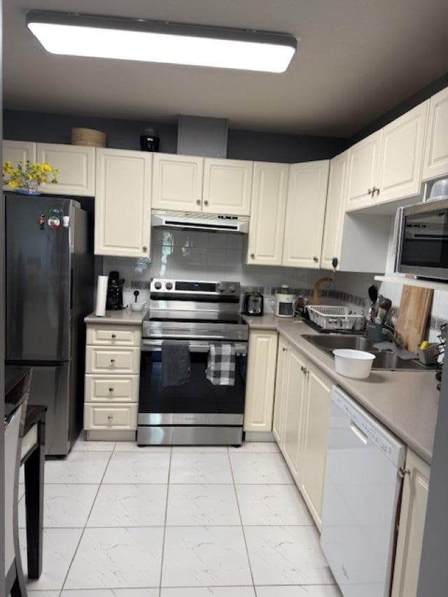 311 - 12733 72 Avenue, Surrey, V3W 2M7 — photo 5