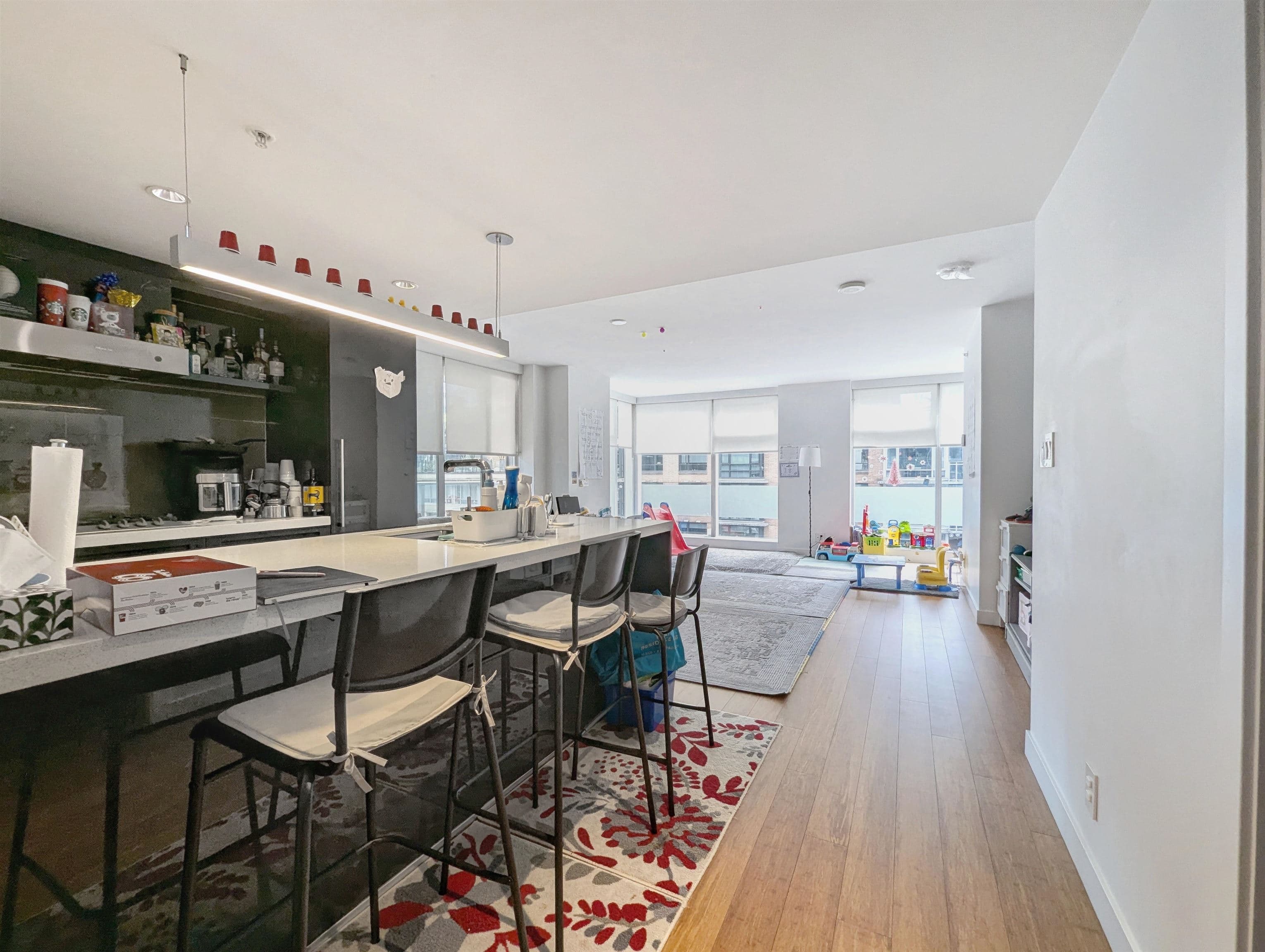 809 - 777 Richards Street, Vancouver, V6B 0M6 — photo 4