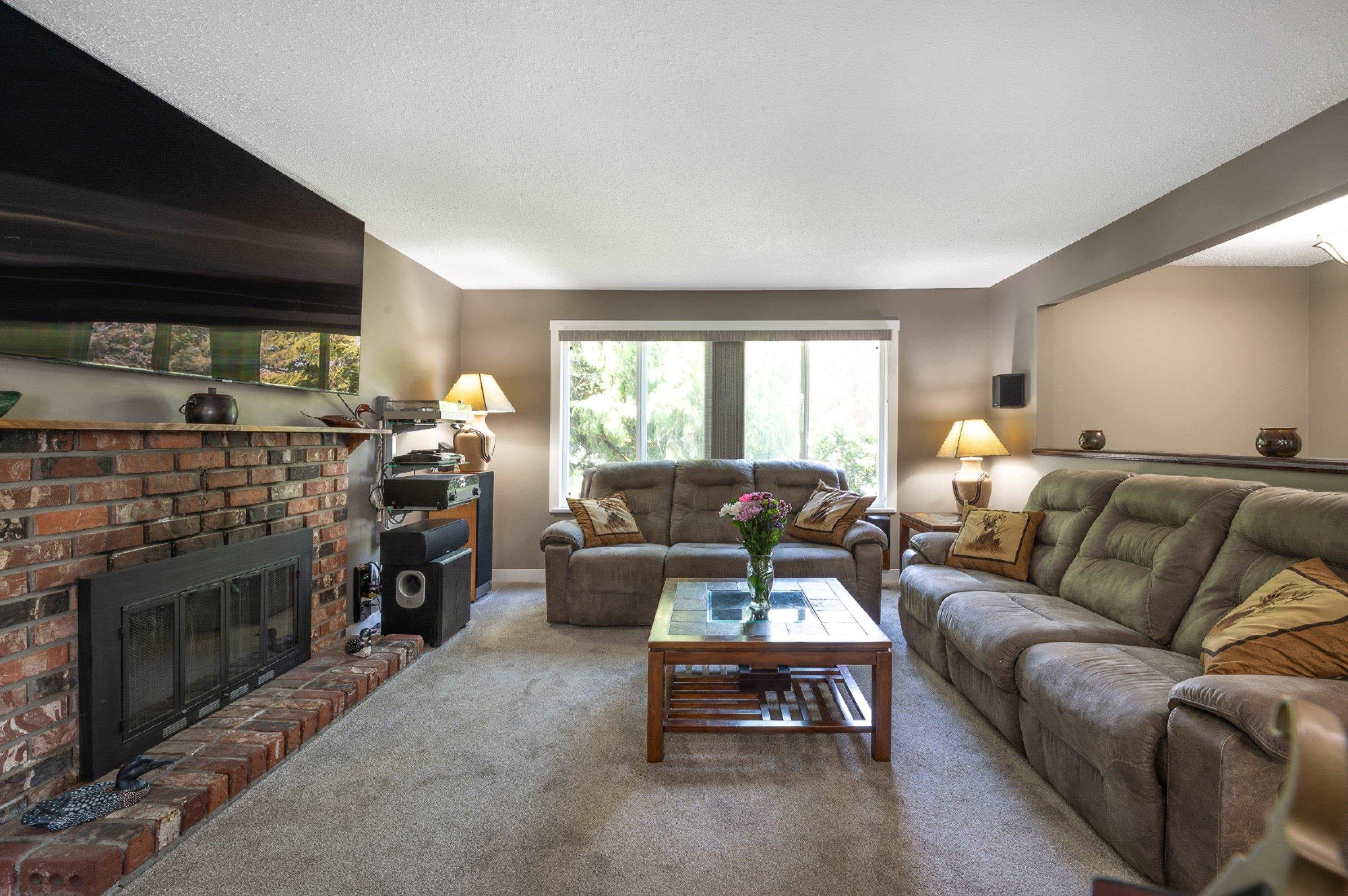 27052 34a Avenue, Langley, V4W 3H3 — photo 4