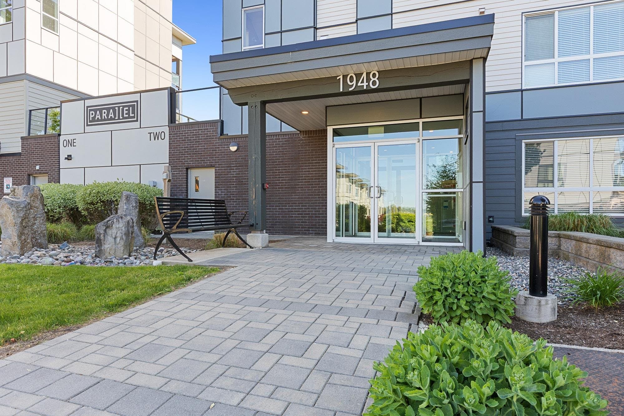 411 - 1948 North Parallel Road, Abbotsford, V3G 3C6 — photo 2