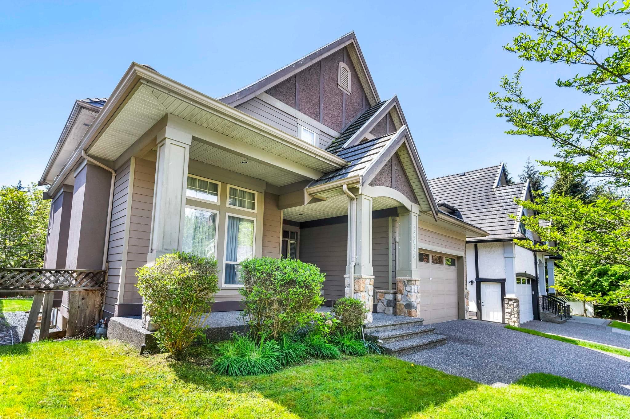 12038 59 Avenue, Surrey, V3X 3L3 — photo 2