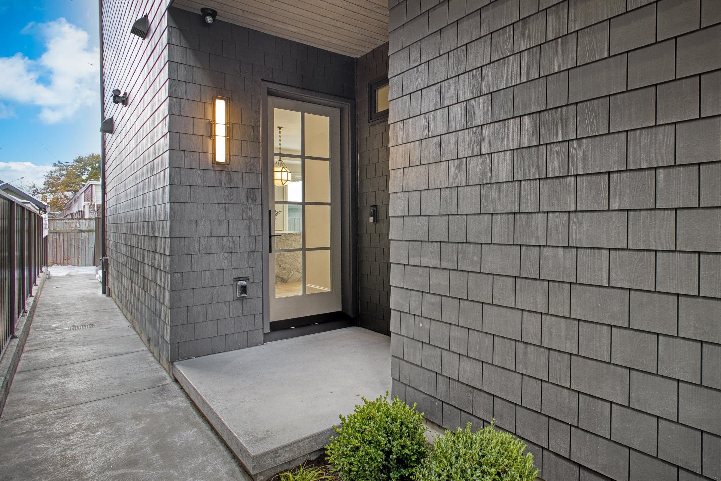 2382 E 5th Avenue, Vancouver, V5N 1N1 — photo 2