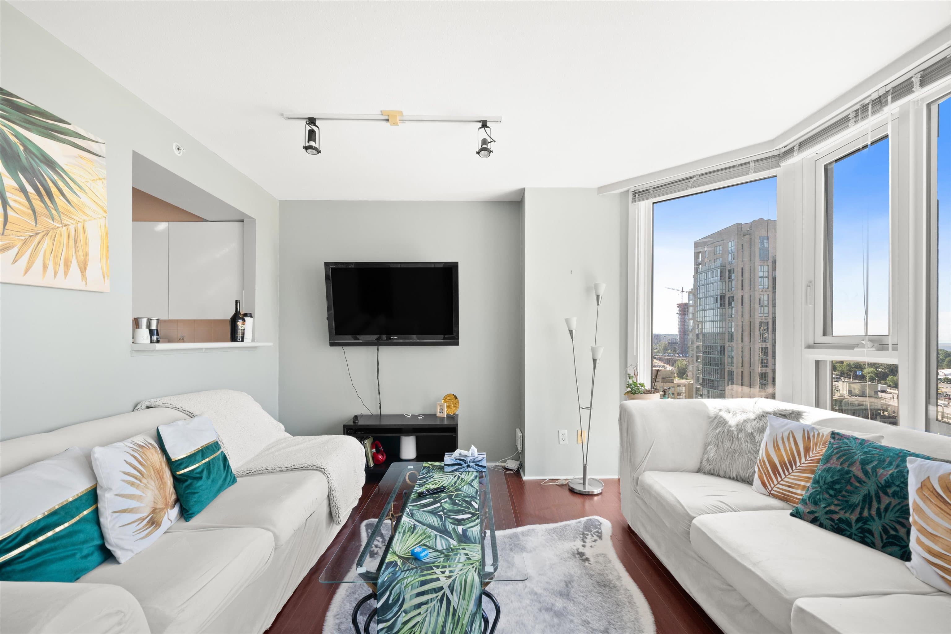 1407 - 888 Pacific Street, Vancouver, V6Z 2S6 — photo 2