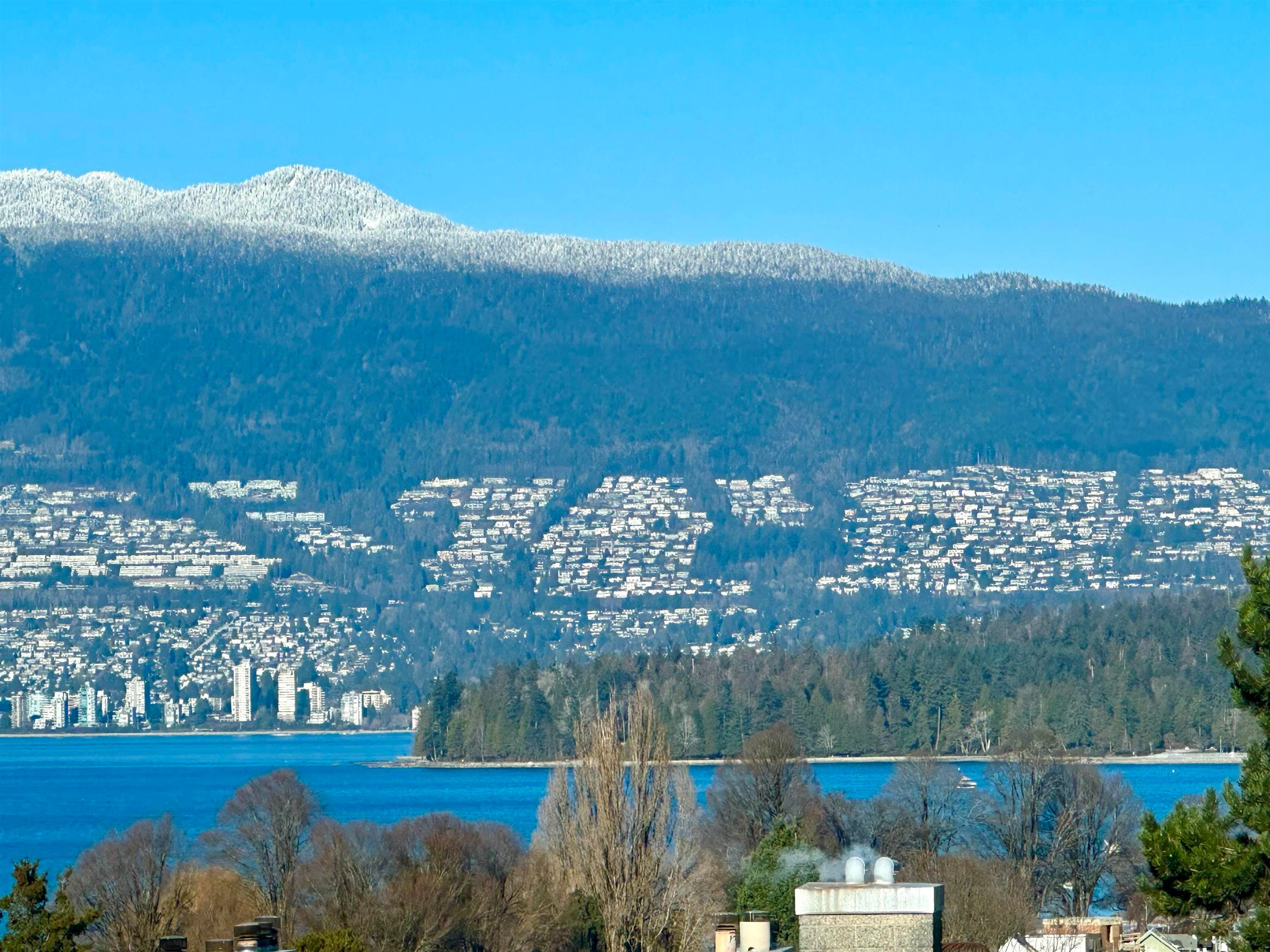 PH - 2065 W 4th Avenue, Vancouver, V6J 1N3 — photo 3