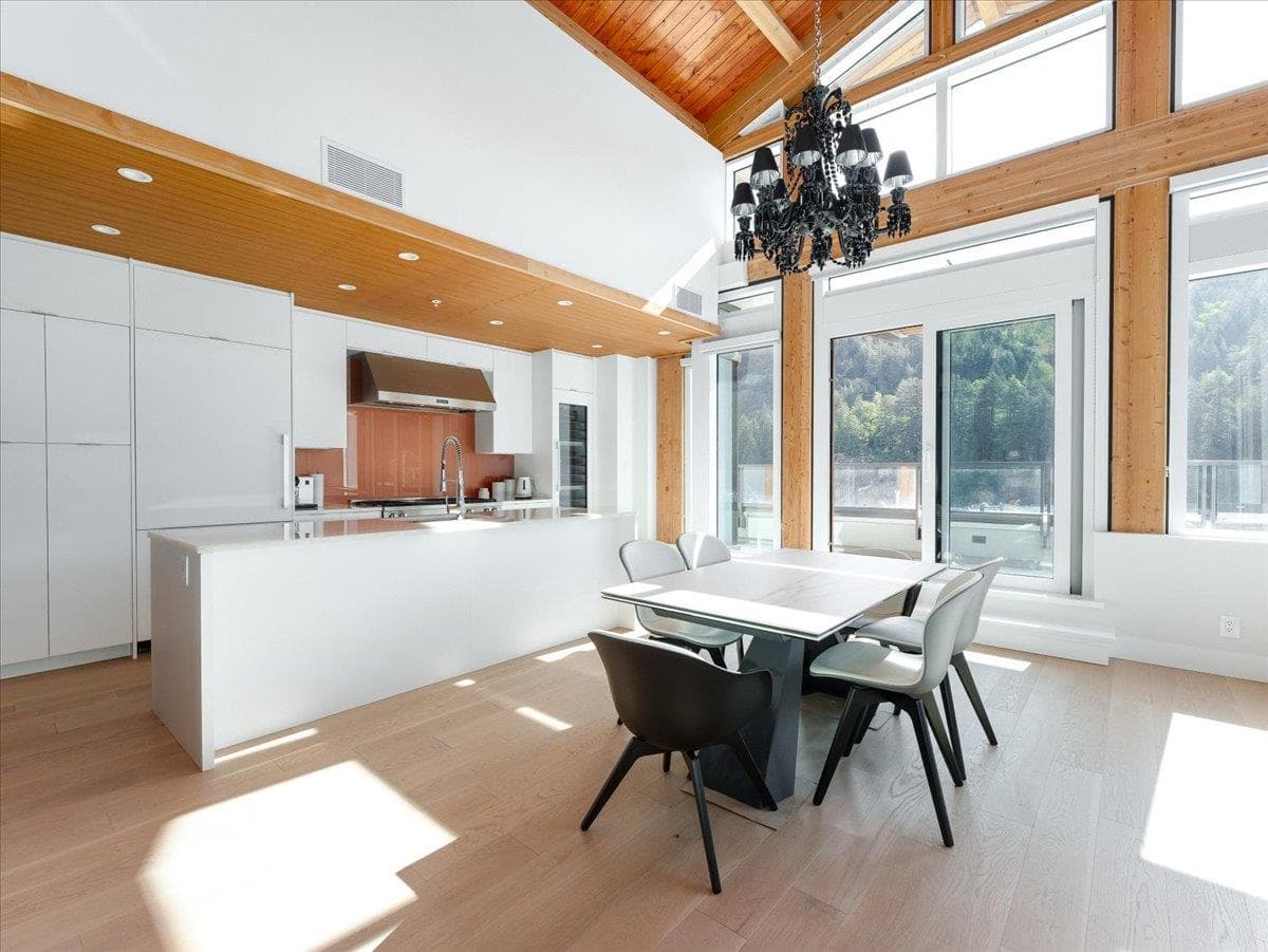 804 - 6707 Nelson Avenue, West Vancouver, V7W 0A4 — photo 3