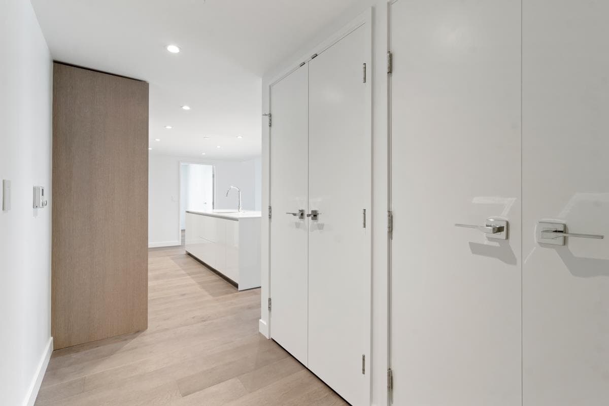 1205 - 1111 Richards Street, Vancouver, V6B 0S3 — photo 4