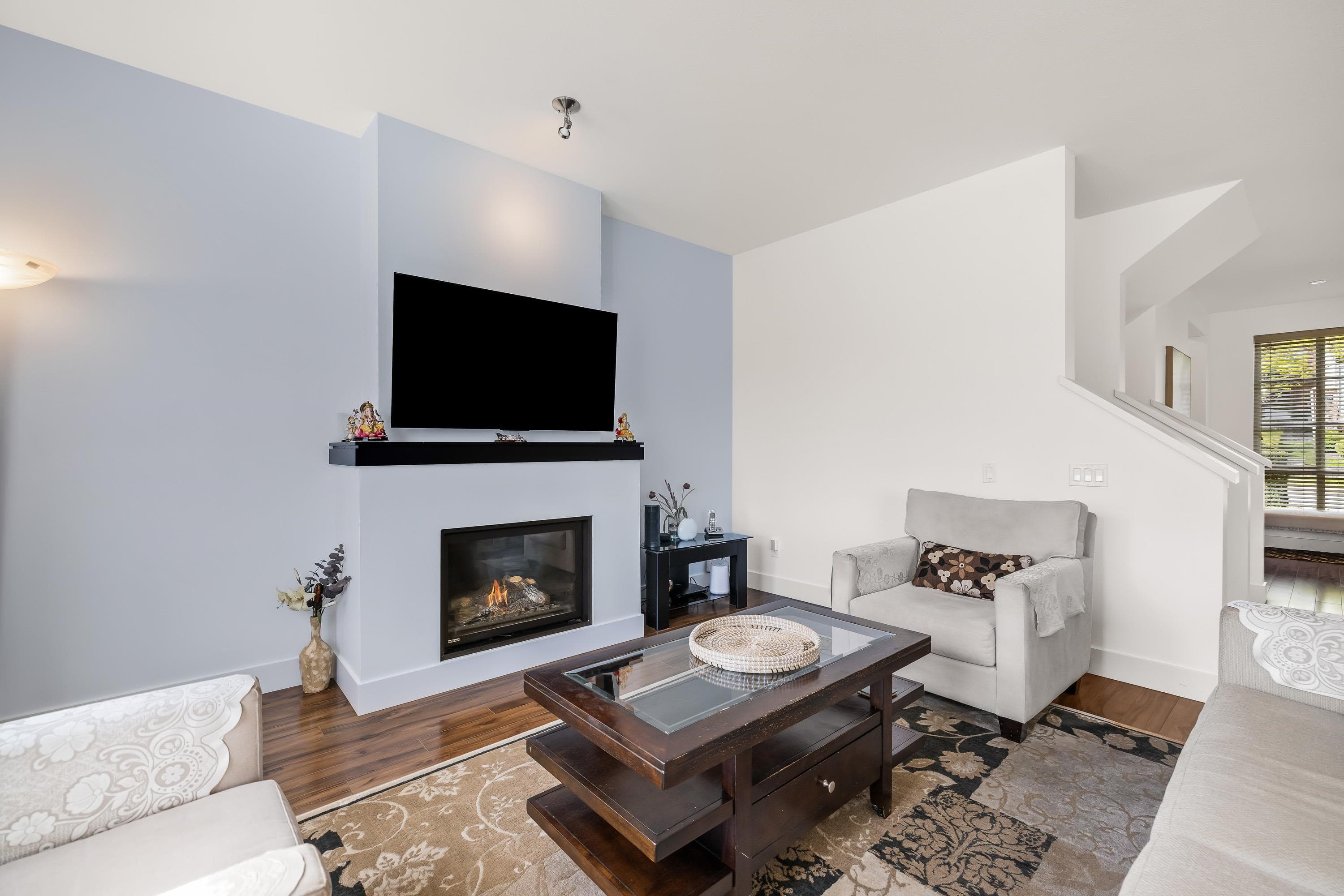 3442 Darwin Avenue, Coquitlam, V3B 3H7 — photo 3