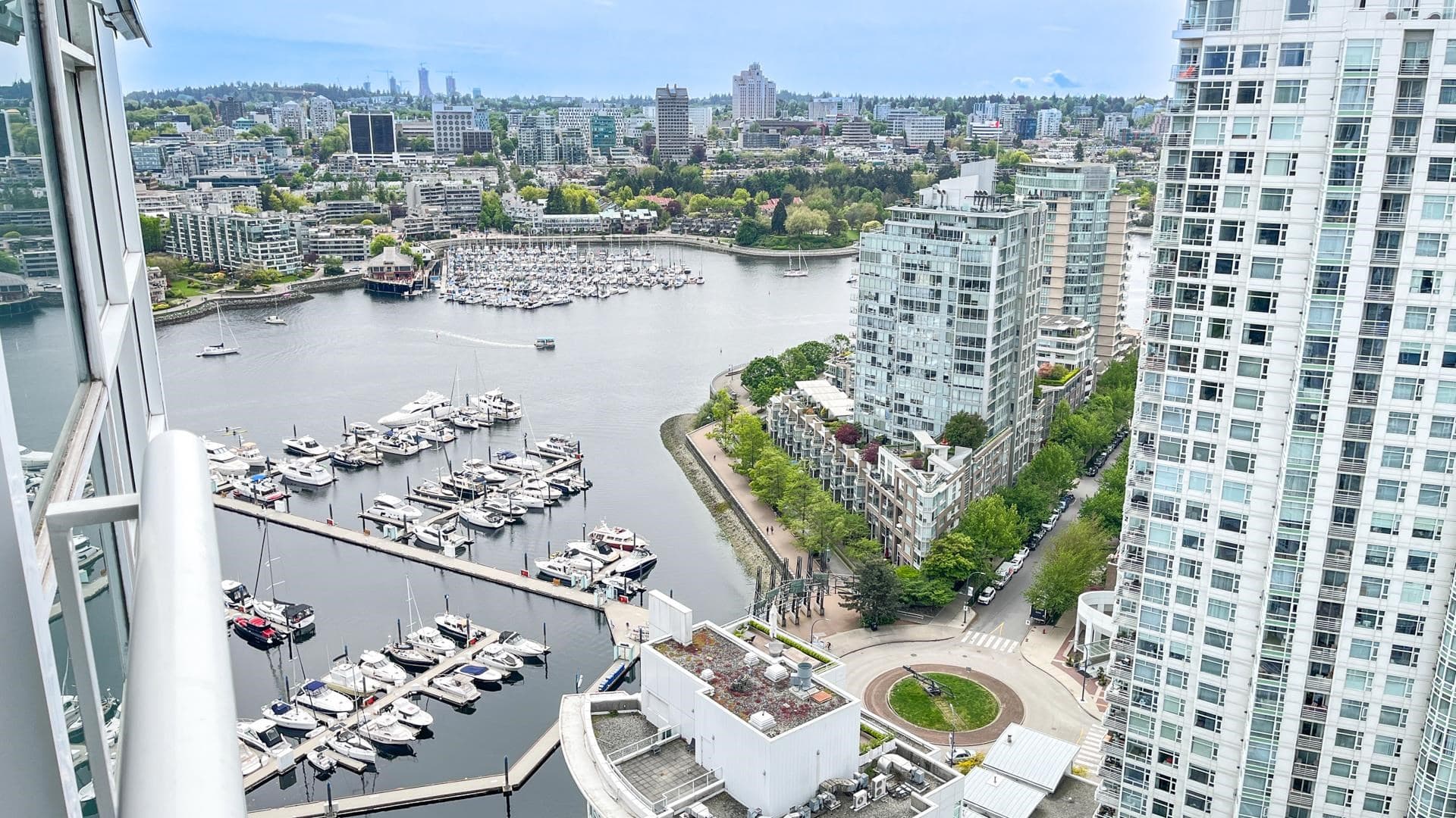 3302 - 193 Aquarius Mews, Vancouver, V6Z 2Z2 — photo 5