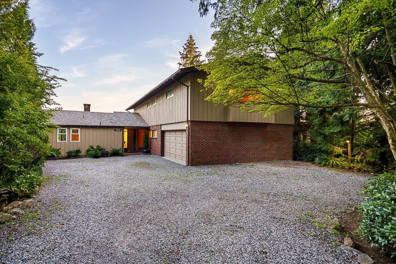 3898 Southridge Avenue, West Vancouver, V7V 3J1 — photo 5