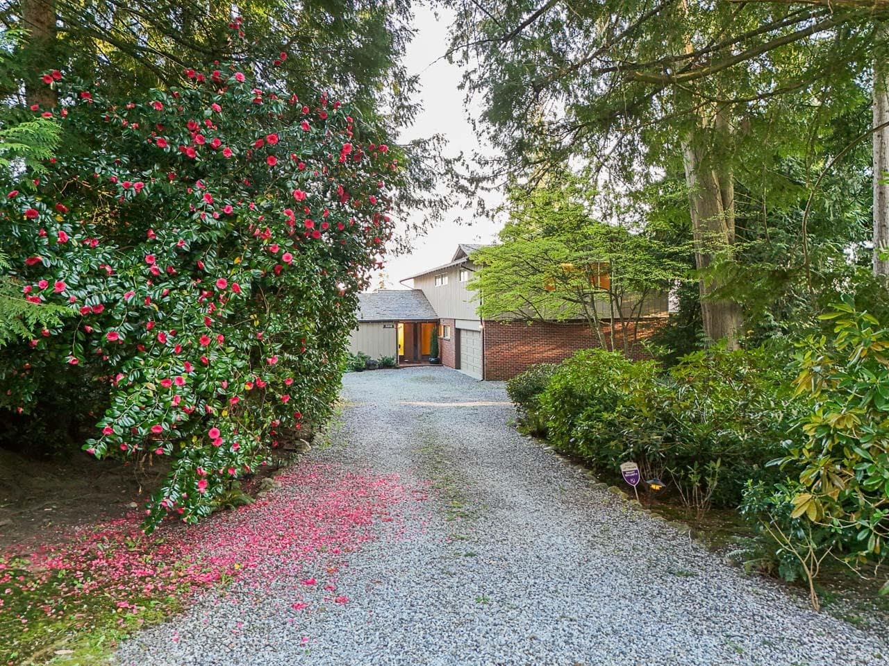3898 Southridge Avenue, West Vancouver, V7V 3J1 — photo 4