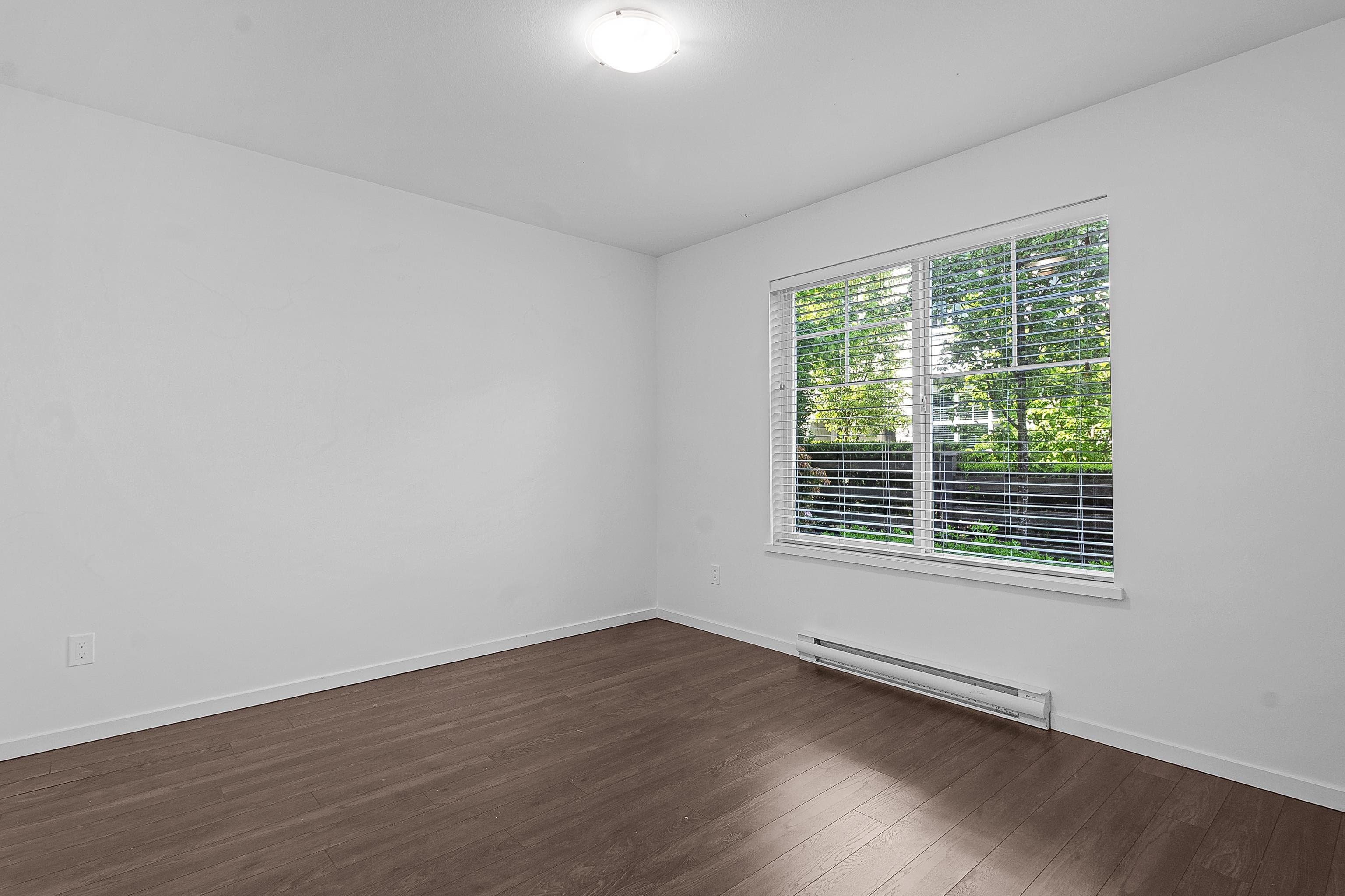 100 - 15268 28 Avenue, Surrey, V4P 0E8 — photo 4