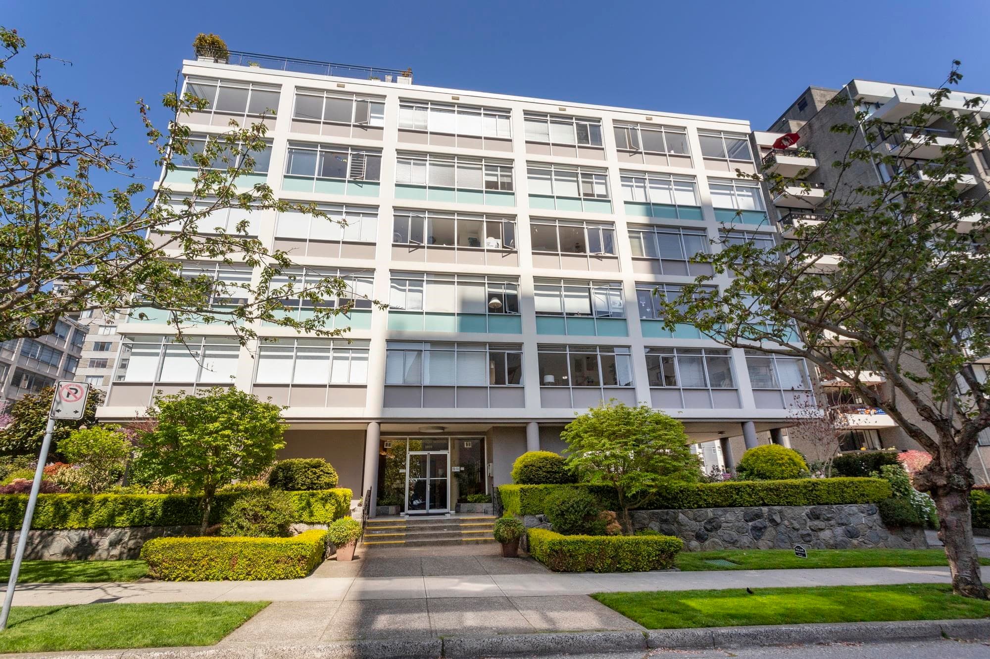 404 - 1975 Pendrell Street, Vancouver, V6G 1T6 — photo 2