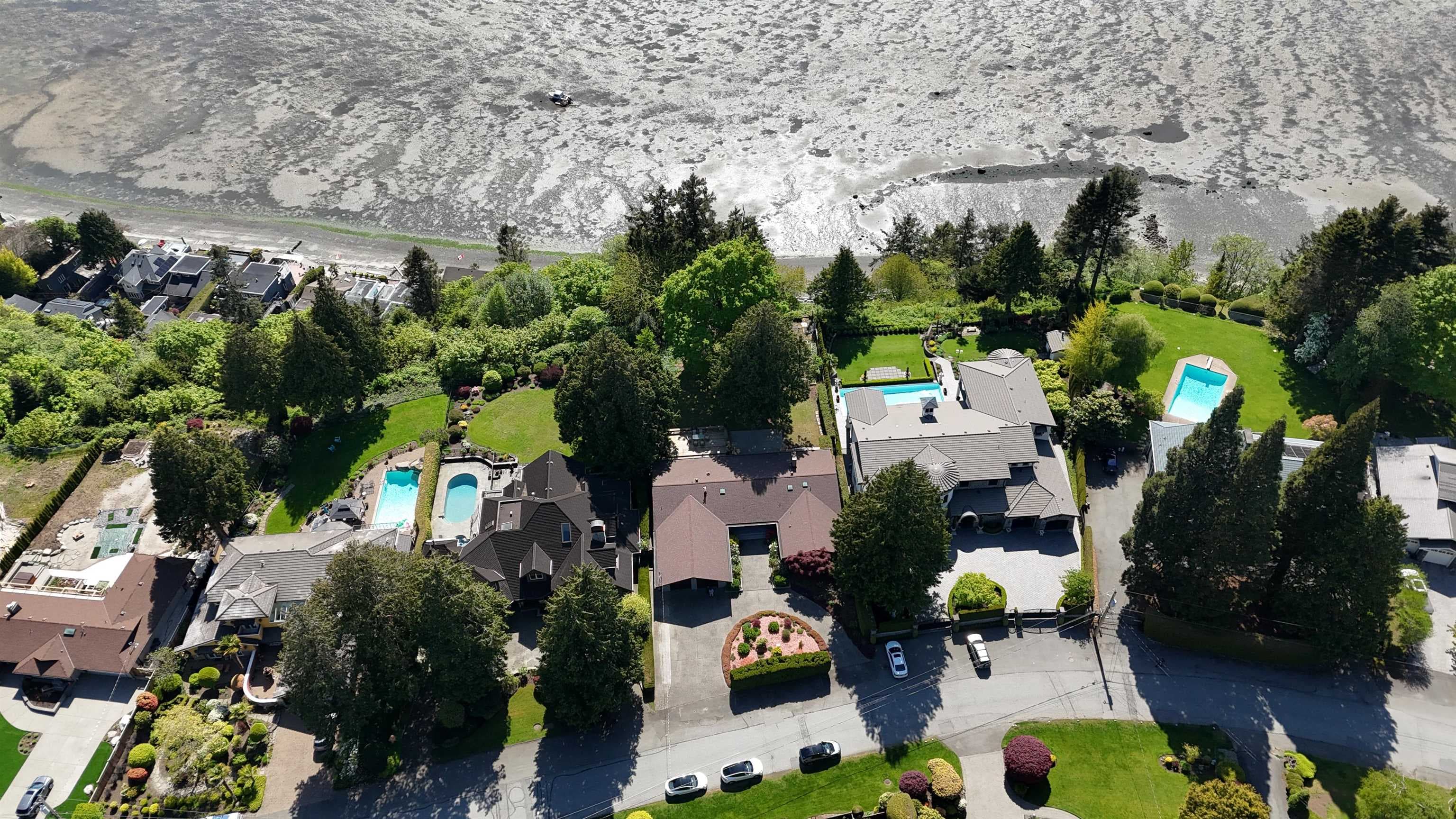 1015 Pacific Drive, Delta, V4M 2K2 — photo 2