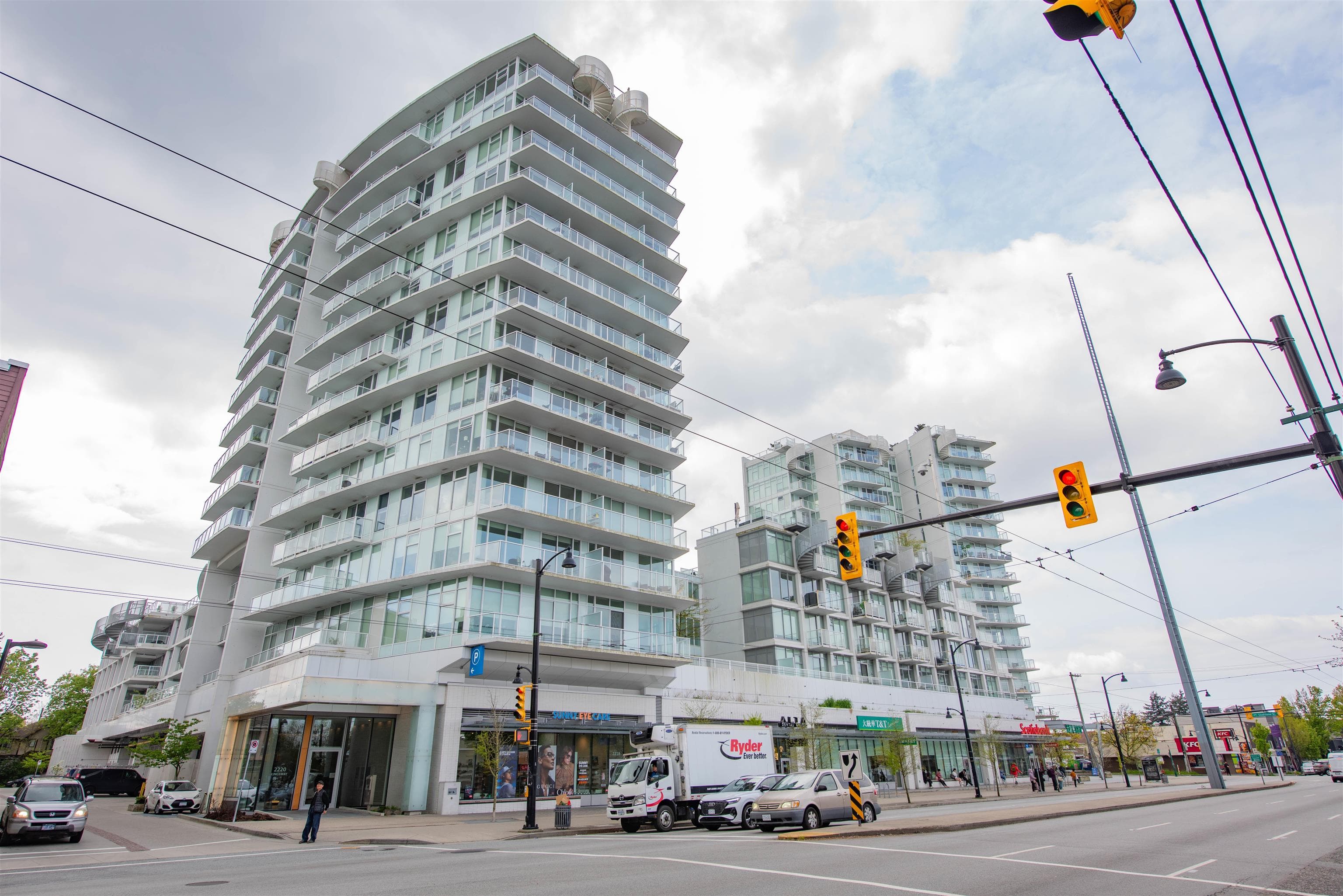 1703 - 2220 Kingsway, Vancouver