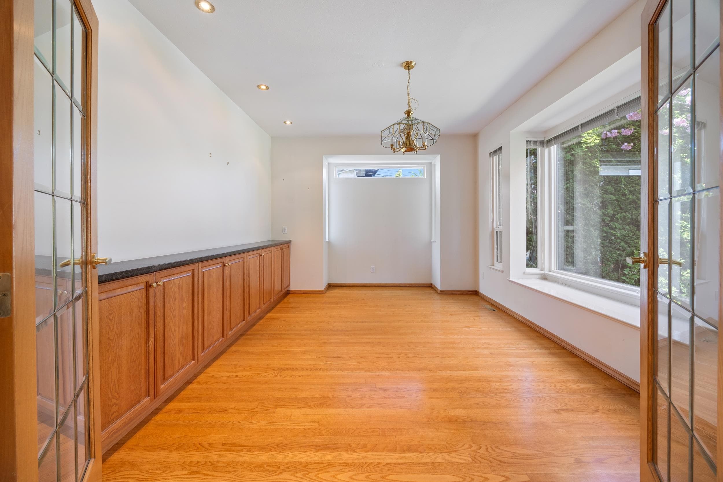 4080 Brandon Street, Burnaby, V5G 2P8 — photo 2