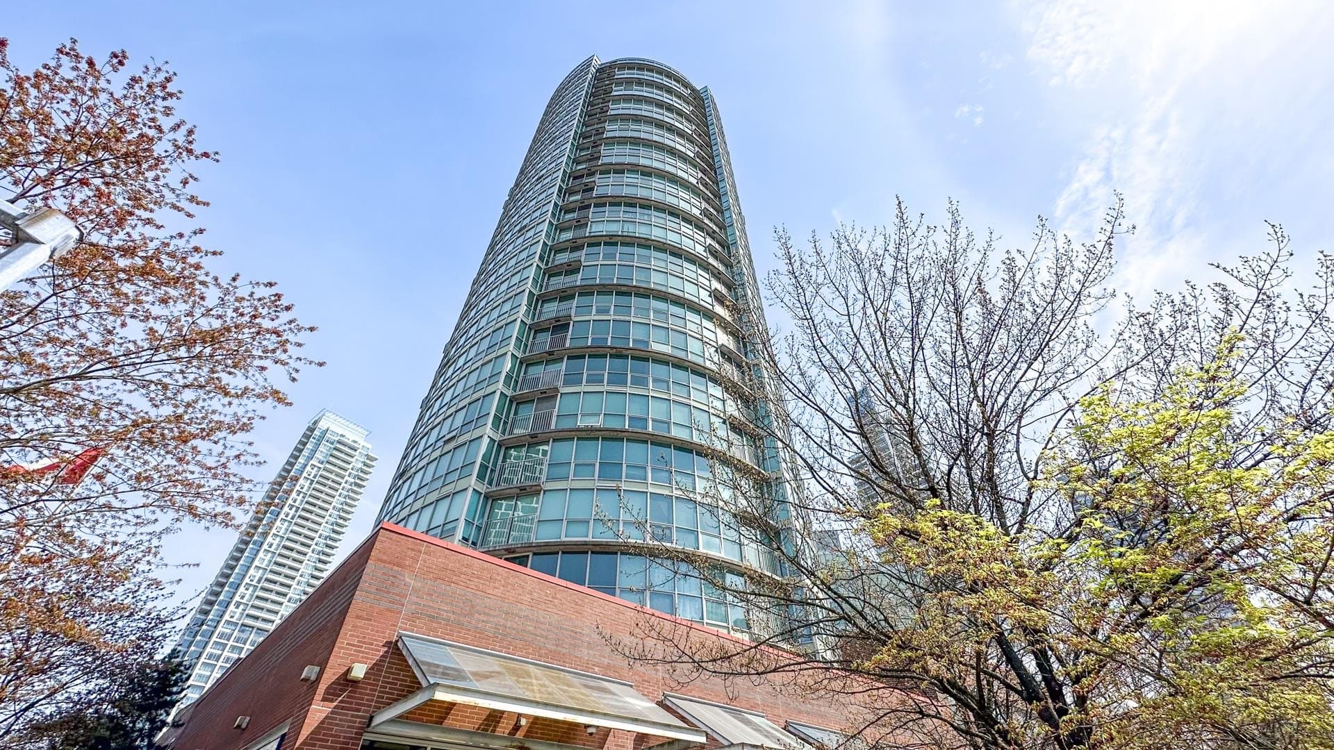 2206 - 6088 Willingdon Avenue, Burnaby, V5H 4V2 — photo 1