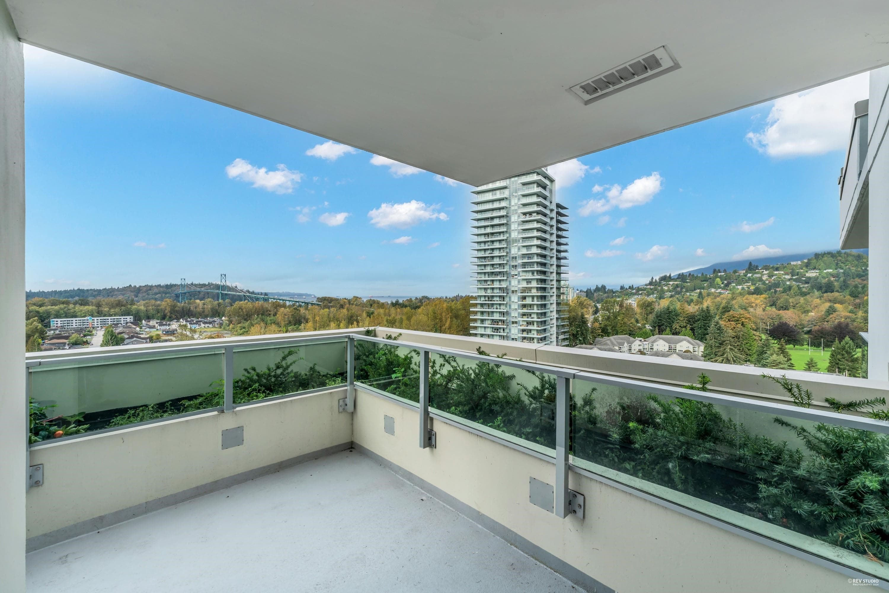 1204 - 1675 Lions Gate Lane, Vancouver, V7P 3B4 — photo 2