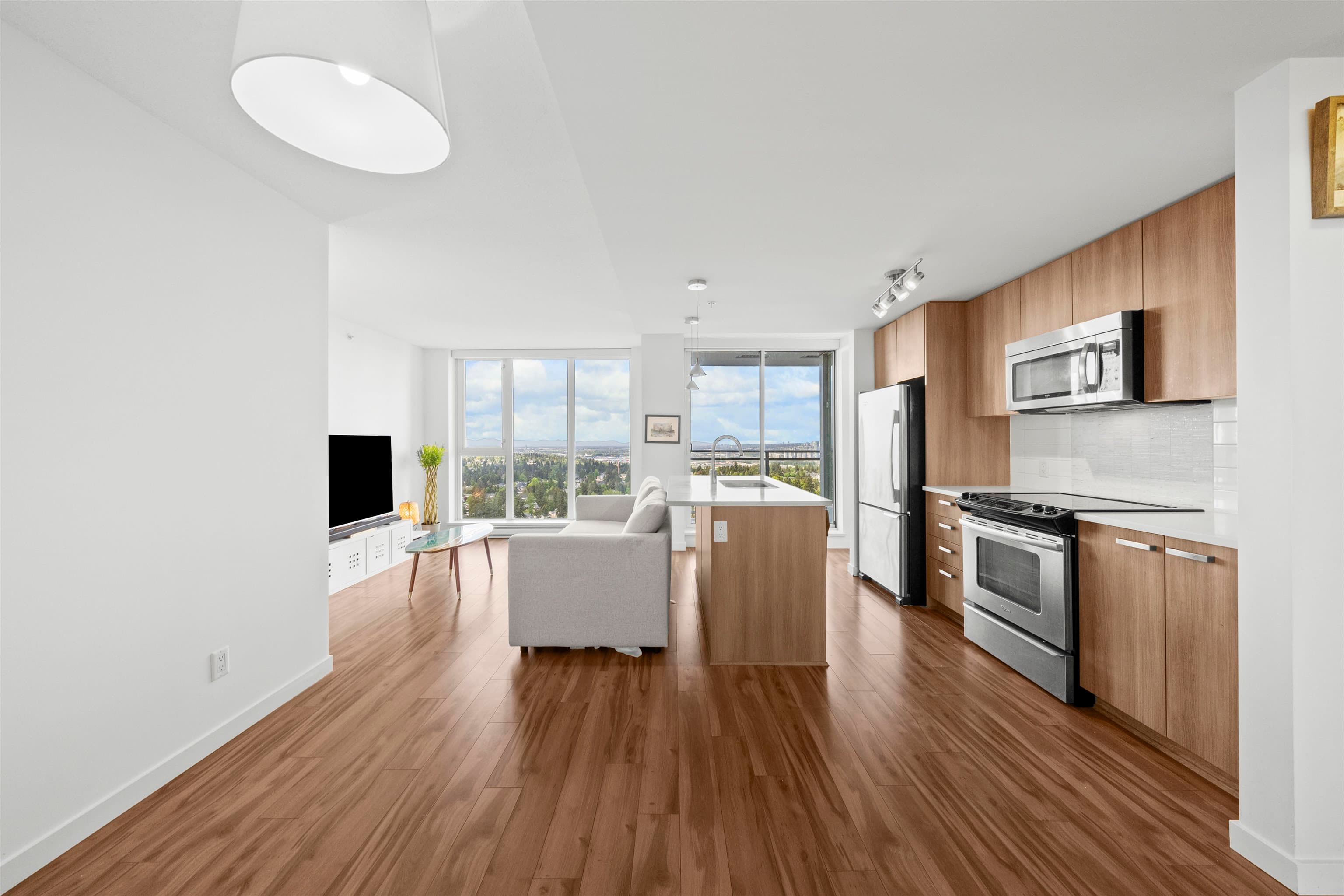 3609 - 13325 102a Avenue, Surrey, V3T 0J5 — photo 4