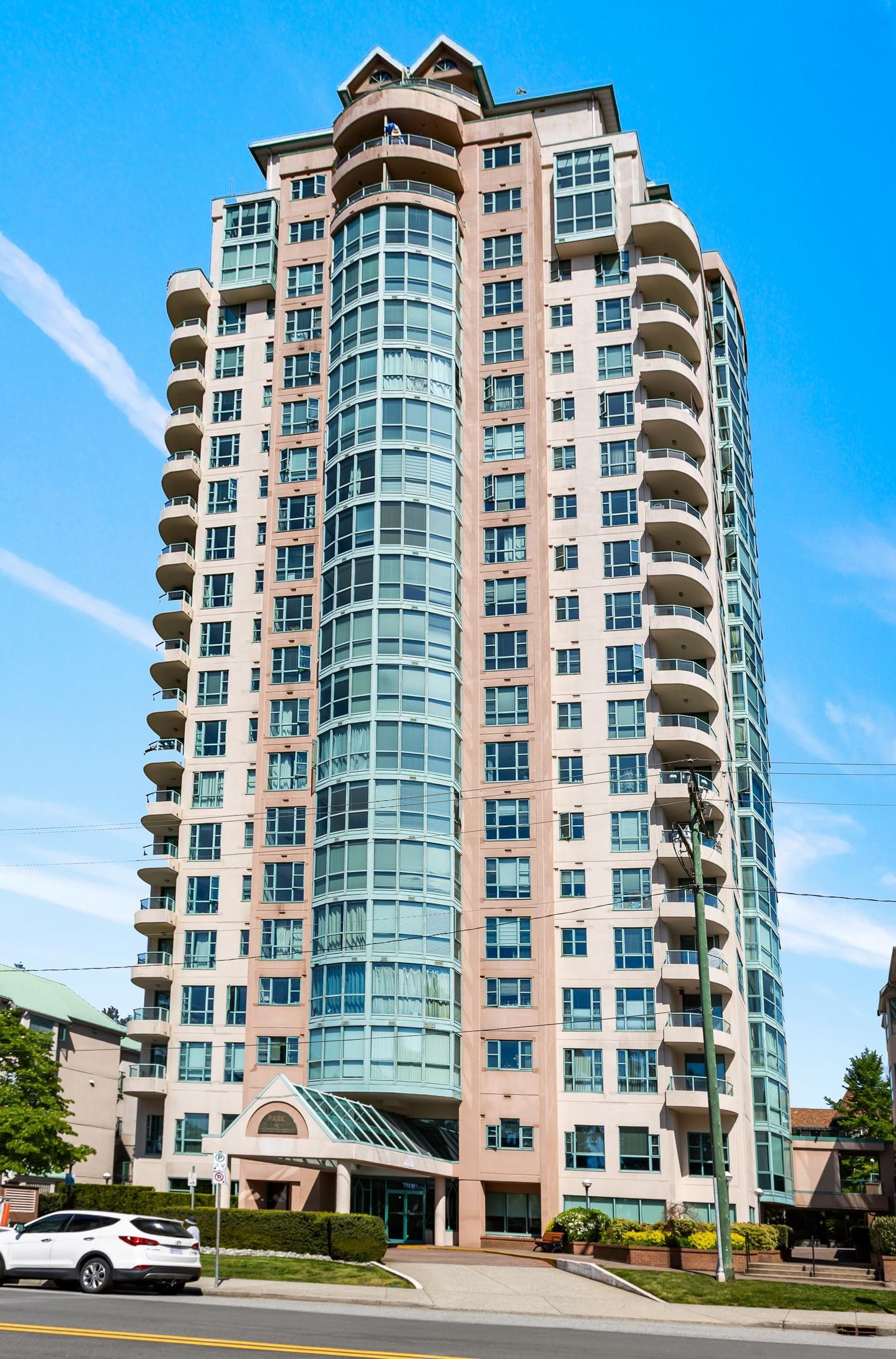 601 - 3071 Glen Drive, Coquitlam, V3B 7R1 — photo 2