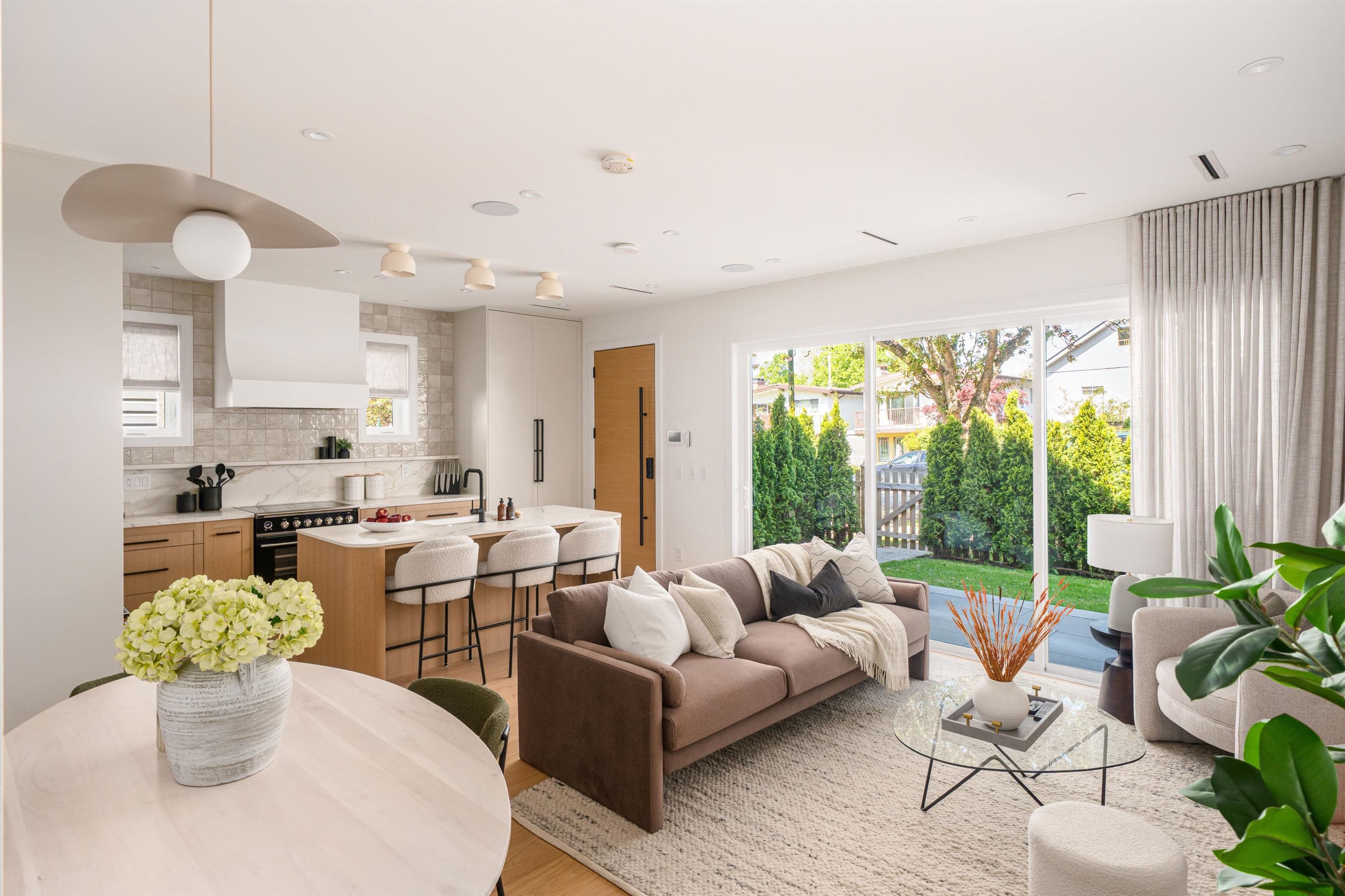 1 - 518 E 18th Avenue, Vancouver