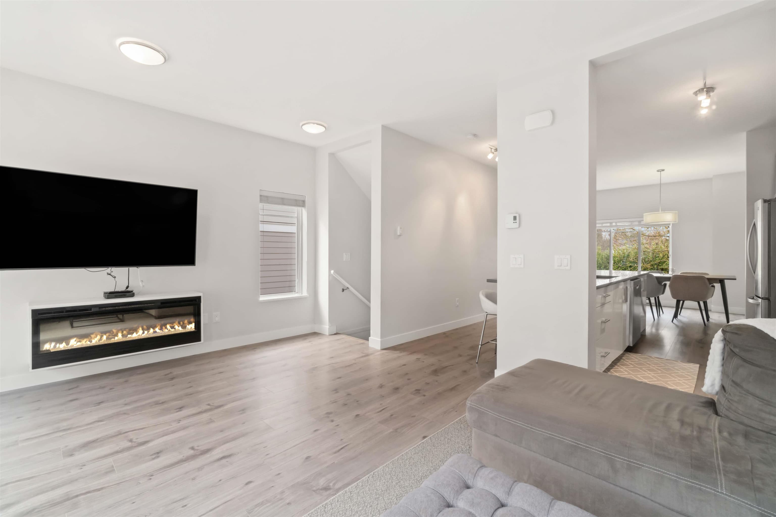 8 - 1219 Burke Mountain Street, Coquitlam, V3B 3H6 — photo 4