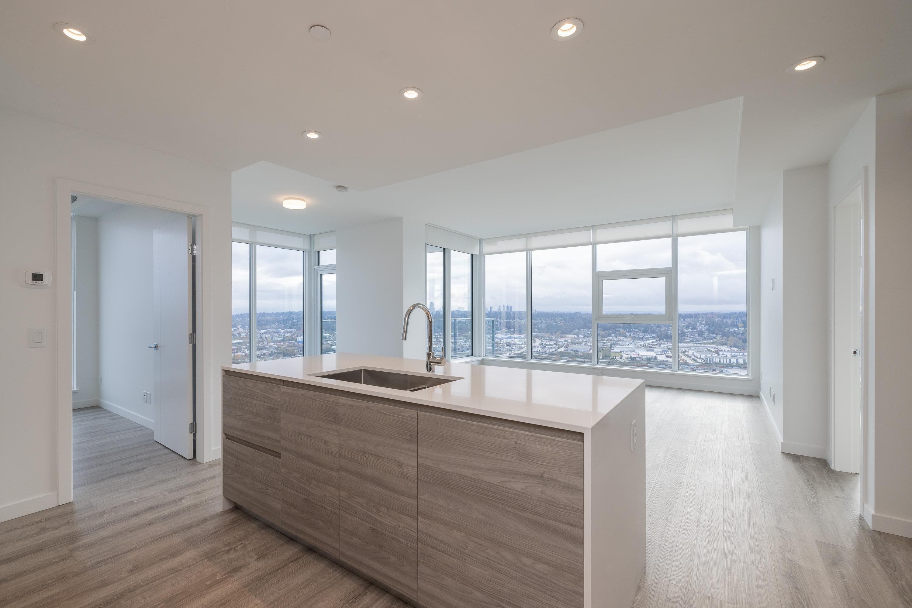4505 - 680 Quayside Drive, New Westminster, V3M 0P2 — photo 2