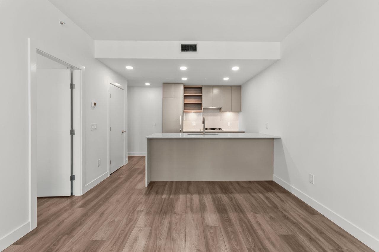 1201 - 4433 Alaska Street, Burnaby, V5C 5T3 — photo 1