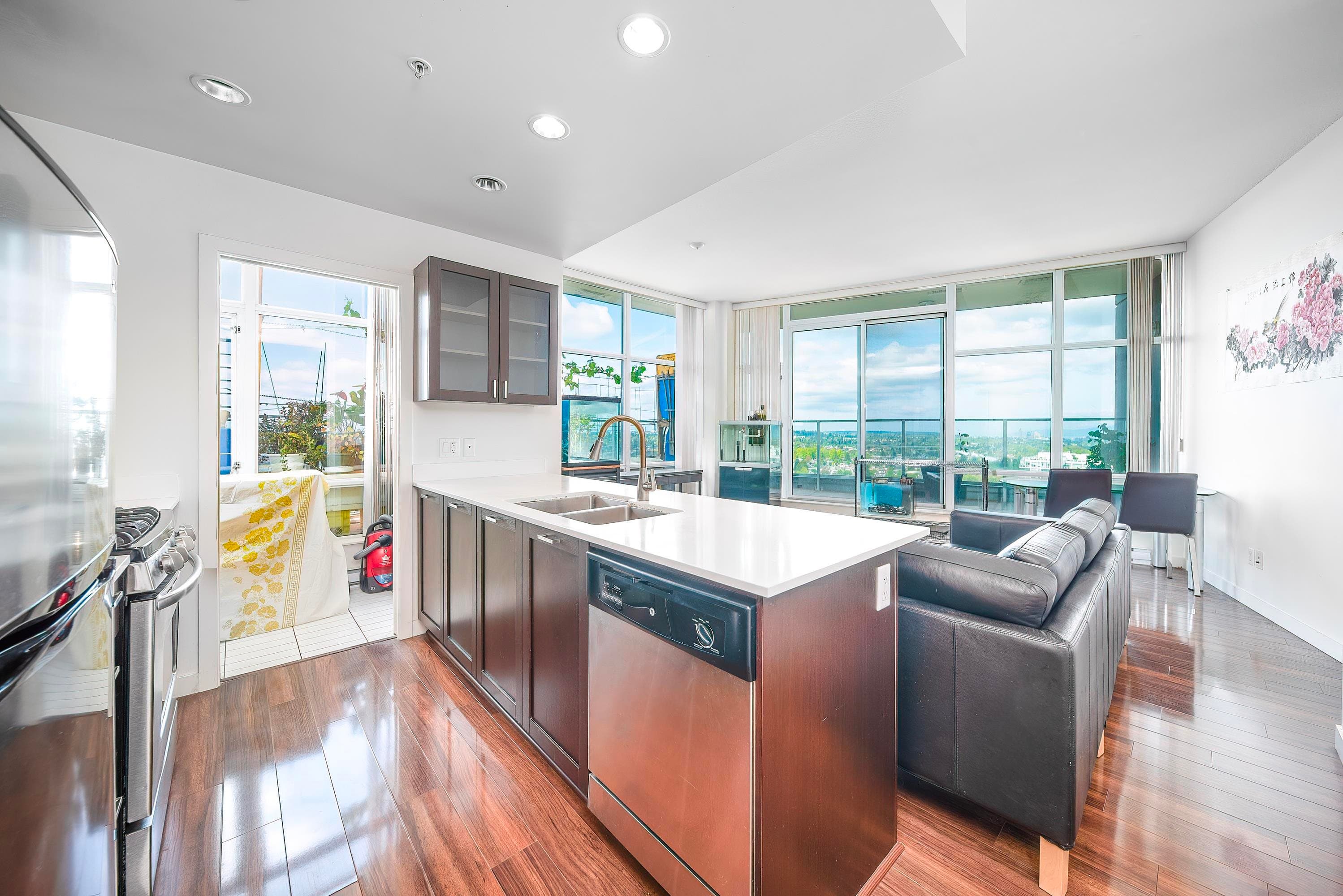 2207 - 4815 Eldorado Mews, Vancouver, V5R 0B2 — photo 4