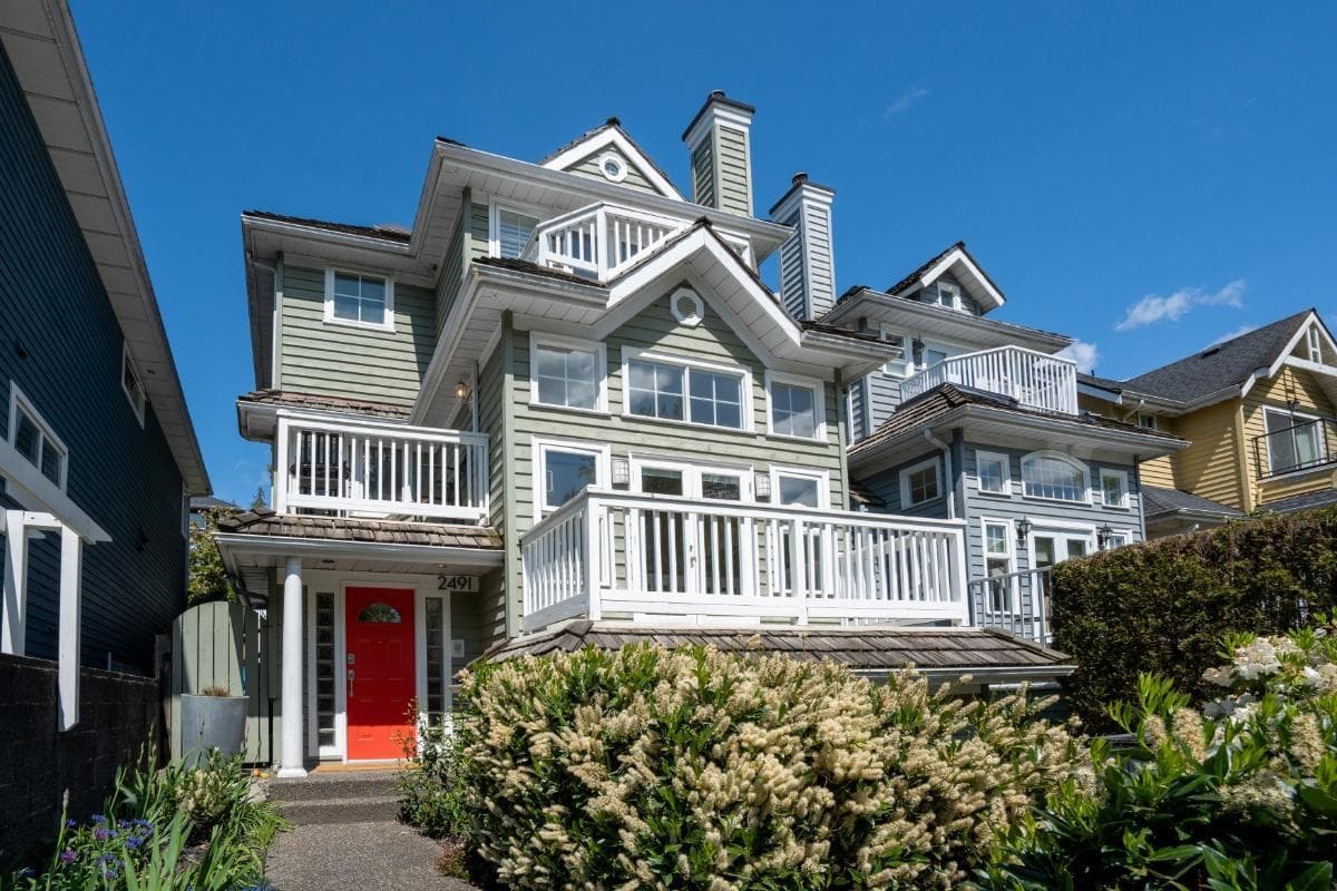 2491 E Kent Avenue North, Vancouver