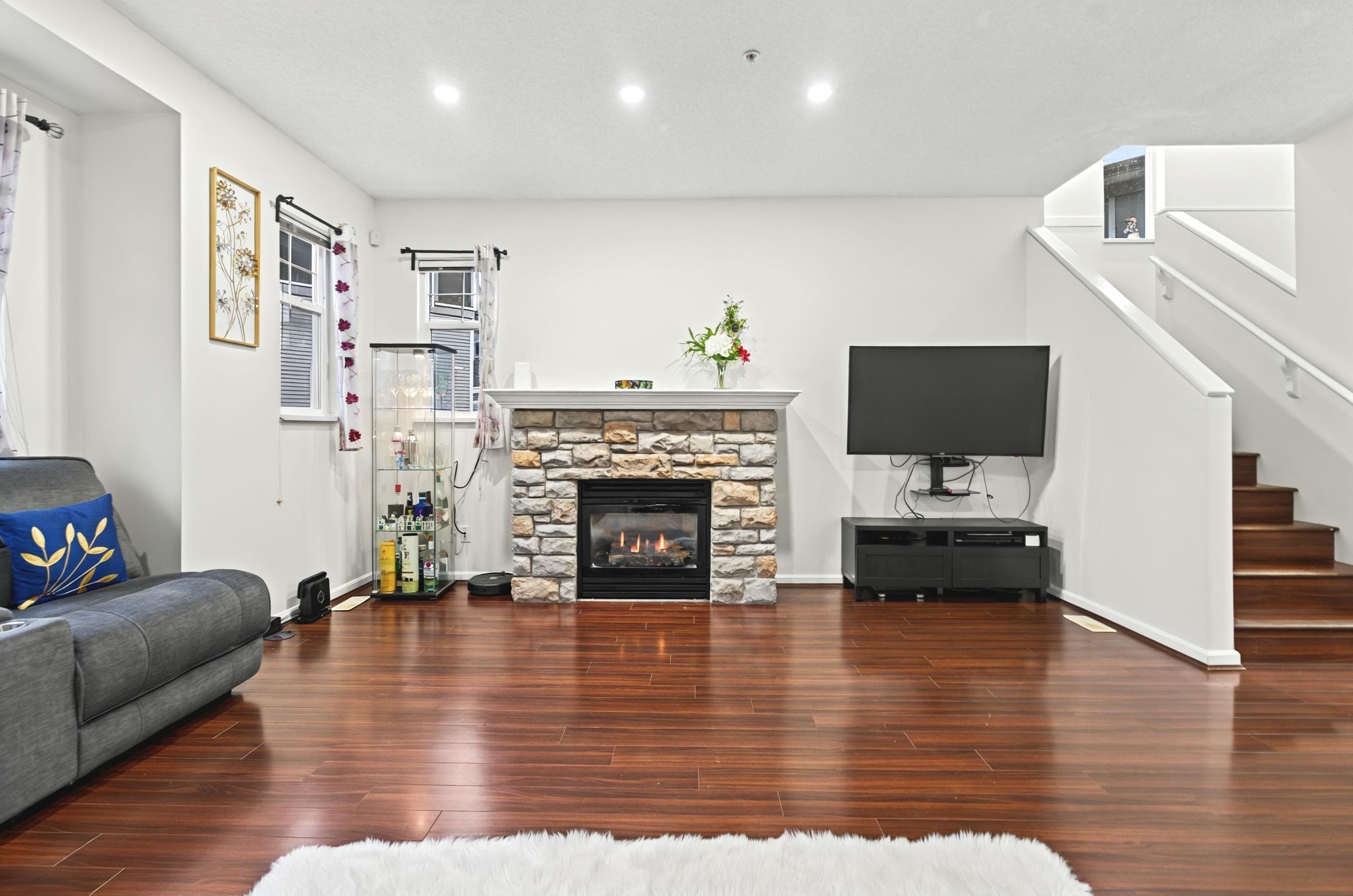 57 - 1010 Ewen Avenue, New Westminster, V3M 5C9 — photo 4