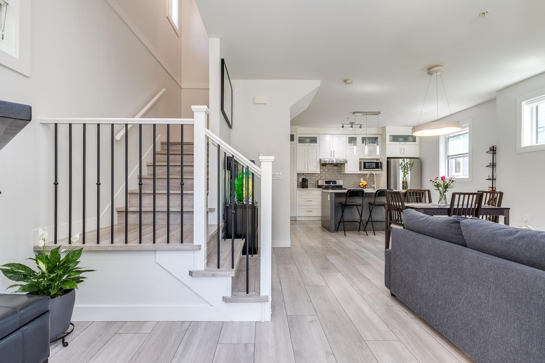 2 - 1023 Third Avenue, New Westminster, V3M 1P6 — photo 3