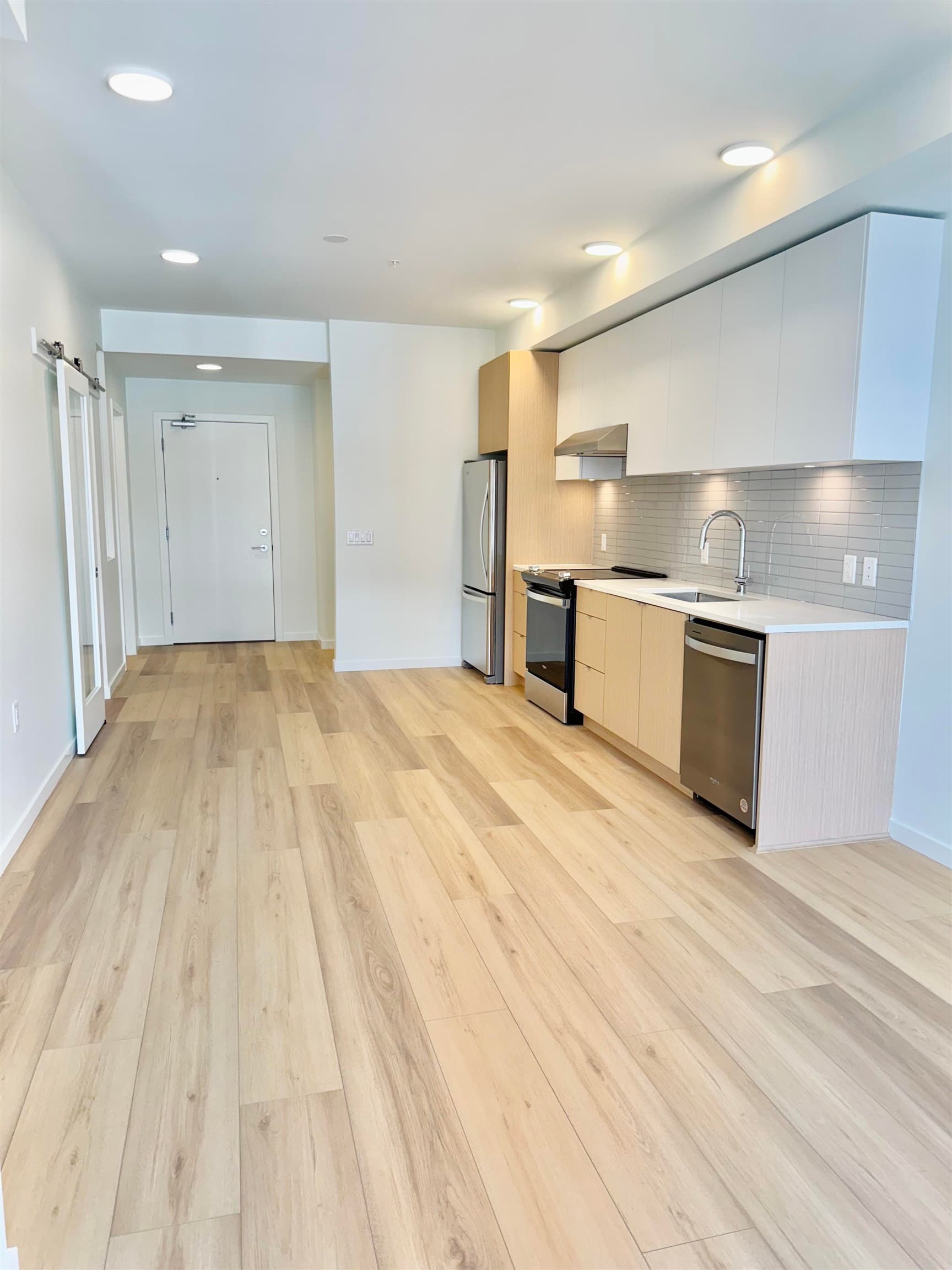 303 - 37994 Second Avenue, Squamish, V8B 0C3 — photo 4