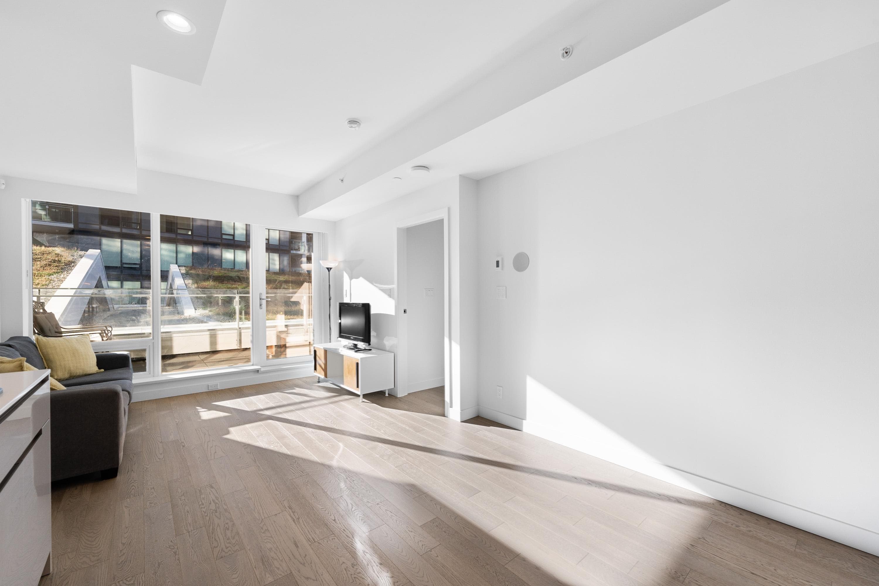213 - 6833 Pearson Way, Richmond, V7C 0E8 — photo 2