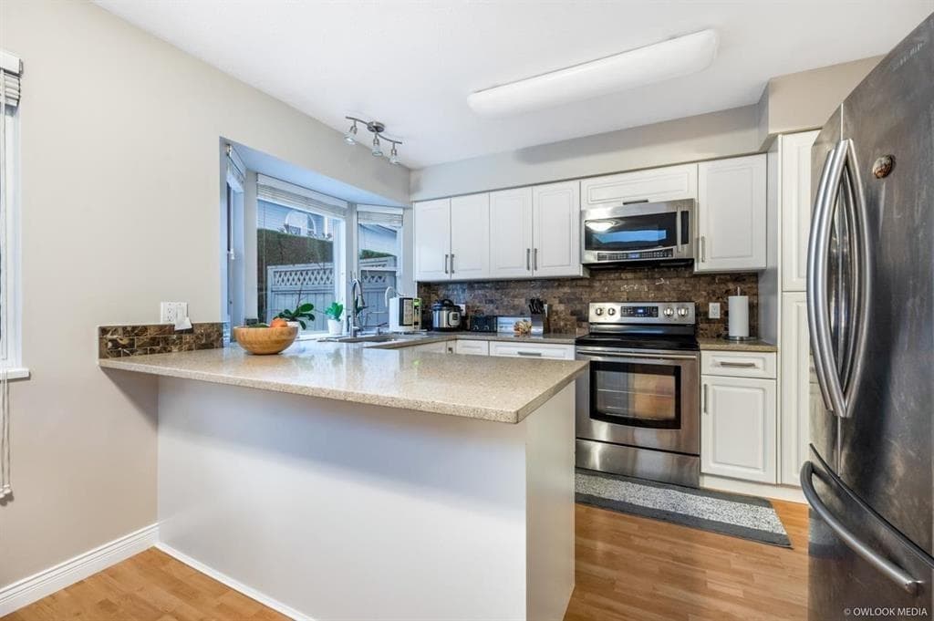 6077 W Boundary Drive, Surrey, V3X 2A7 — photo 4