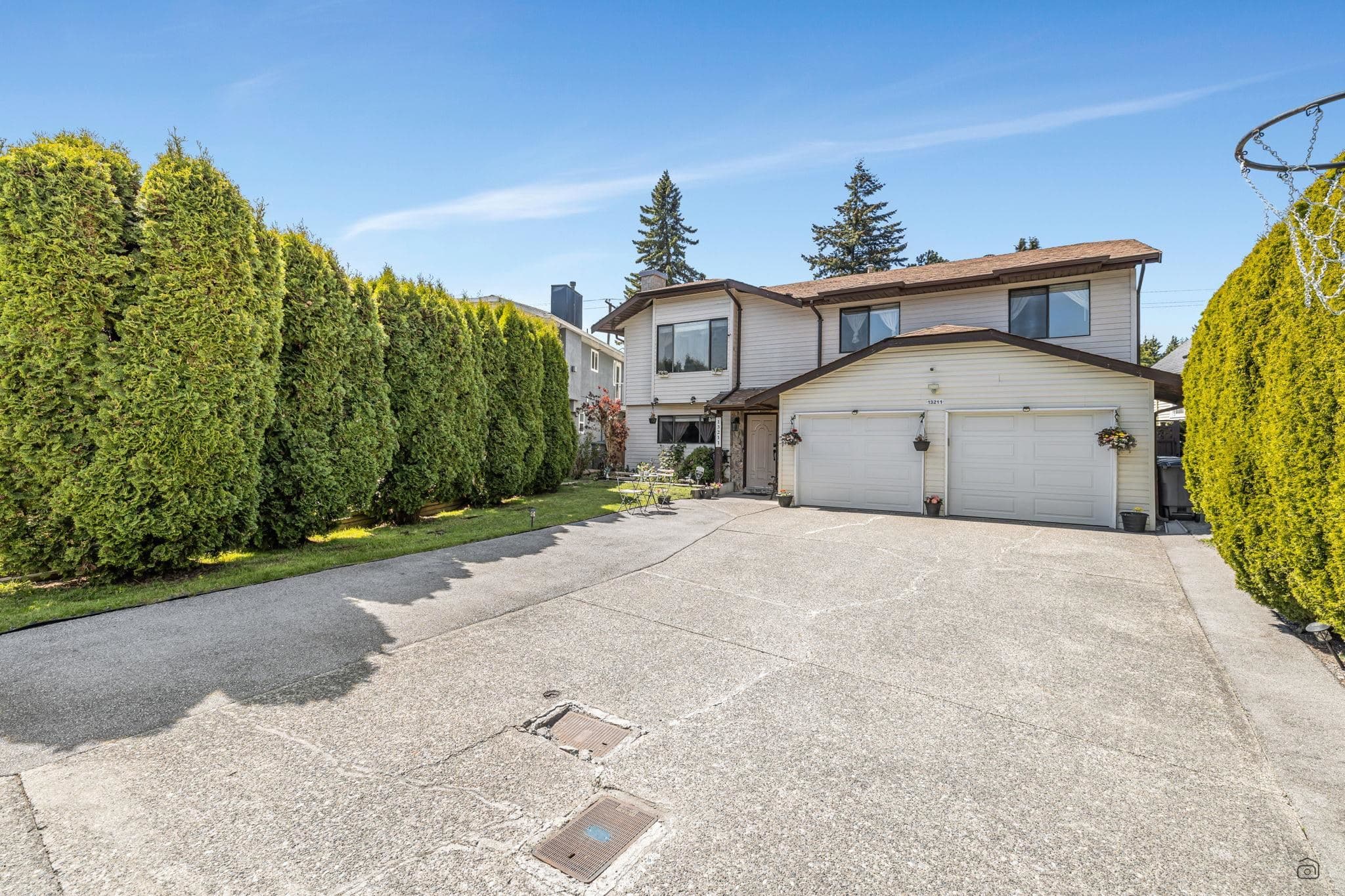 13211 66a Avenue, Surrey, V3W 8E3 — photo 4