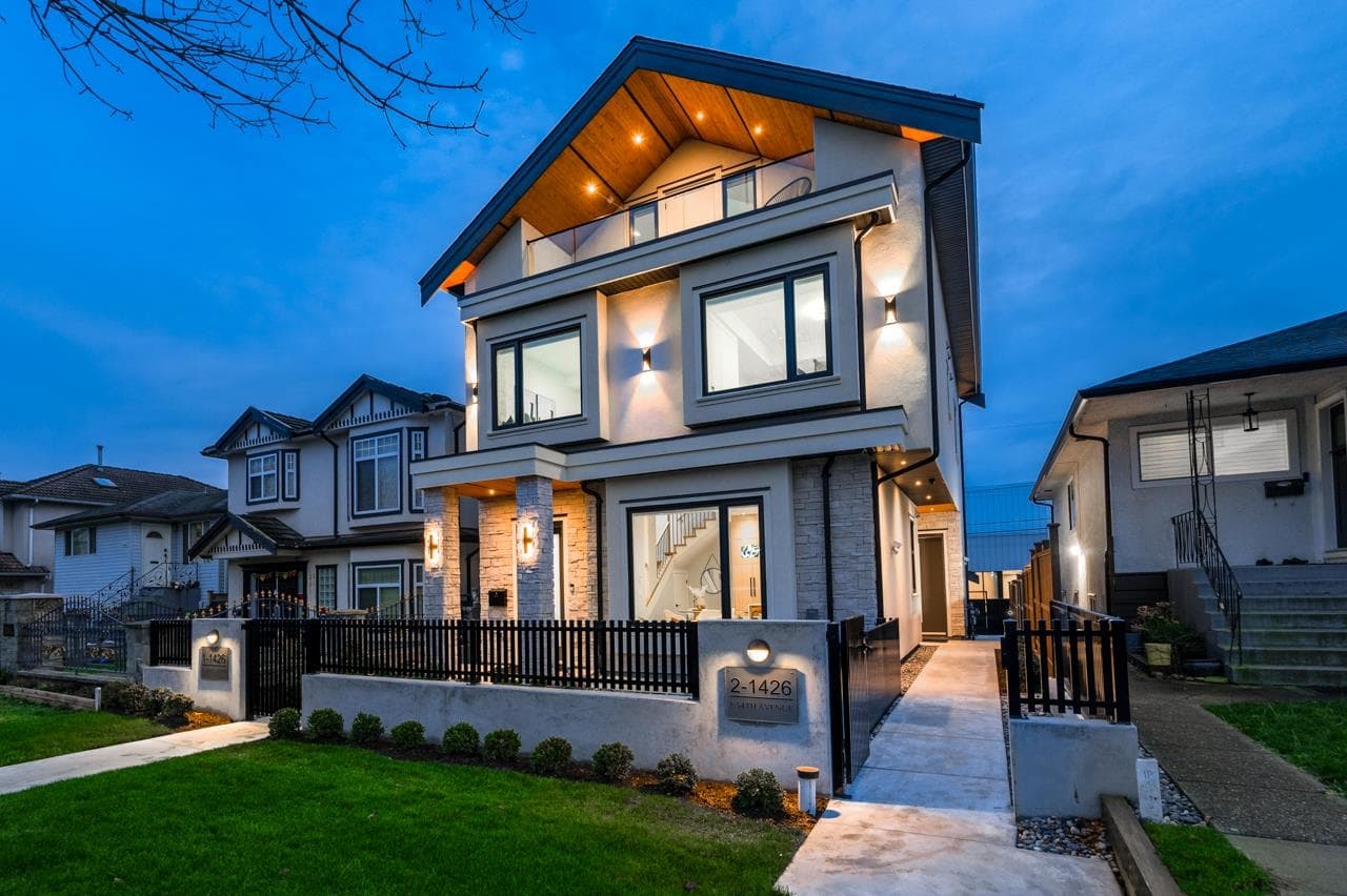 2 - 1426 E 54th Avenue, Vancouver