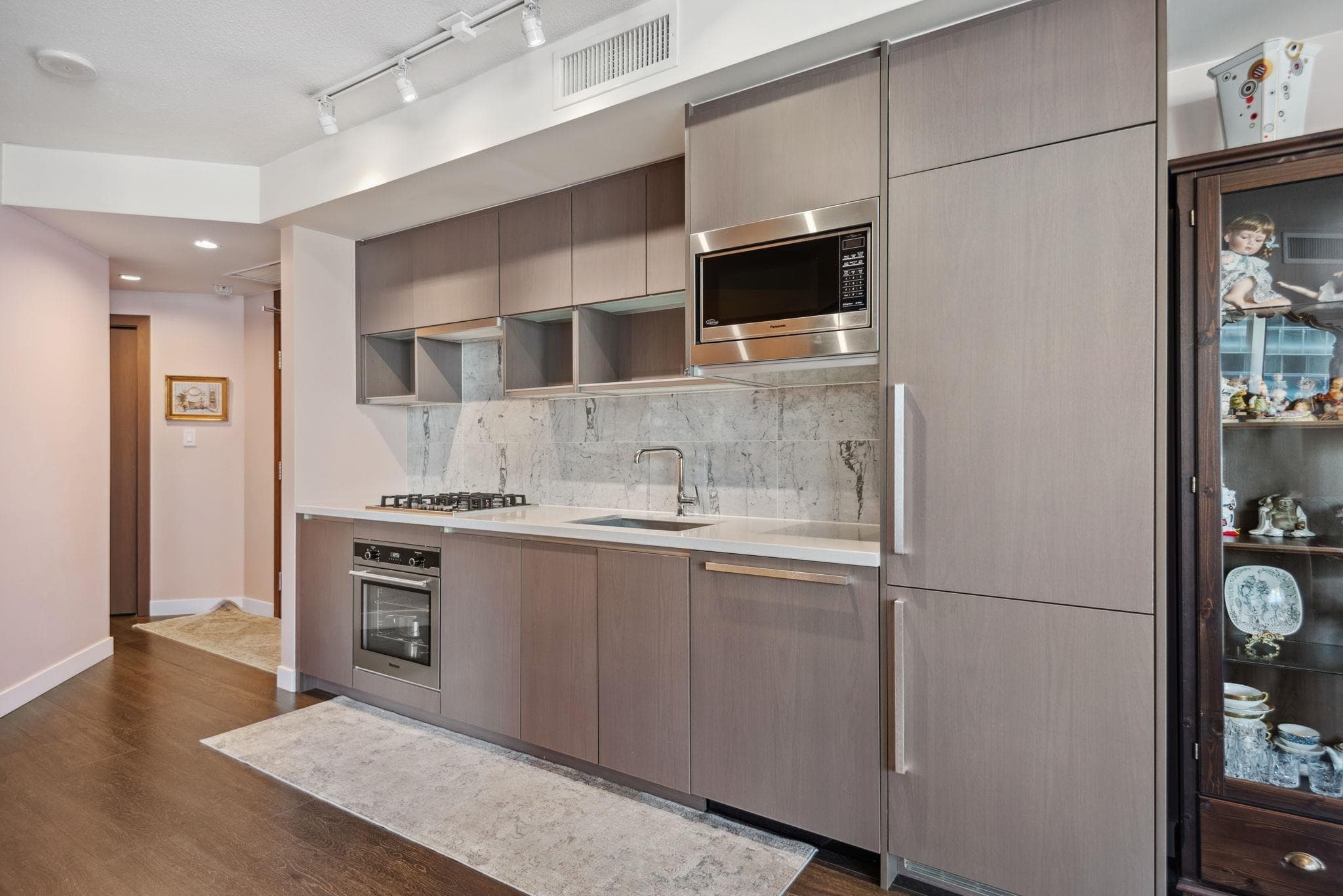 620 - 68 Smithe Street, Vancouver, V6B 0P4 — photo 4