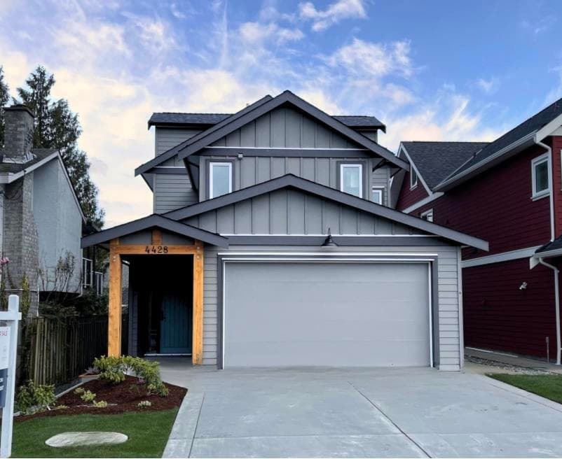 4428 46b Street, Delta, V4K 2M9 — photo 2