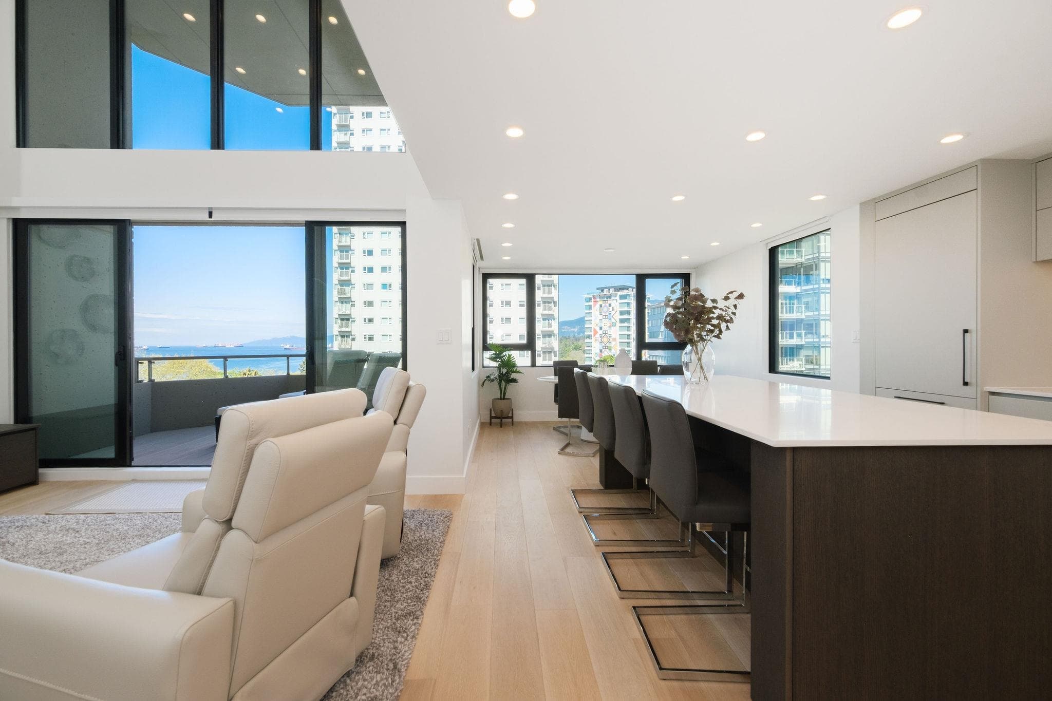 801 - 1236 Bidwell Street, Vancouver, V6G 2K9 — photo 3