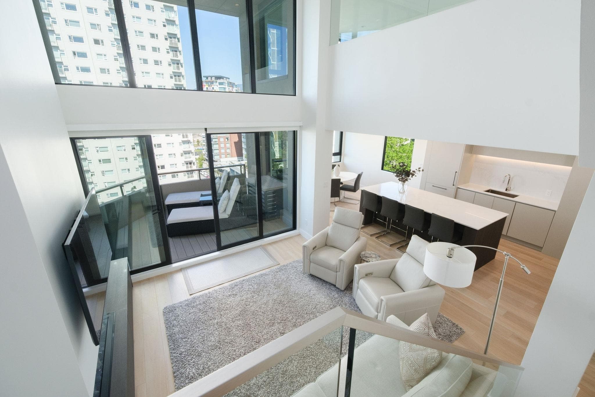 801 - 1236 Bidwell Street, Vancouver, V6G 2K9 — photo 4