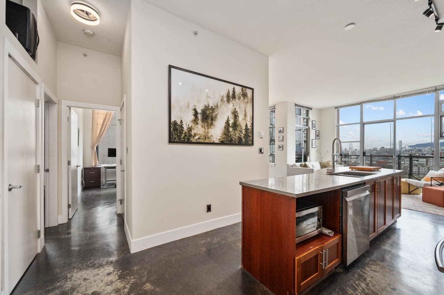 606 - 2635 Prince Edward Street, Vancouver, V5T 4V7 — photo 3