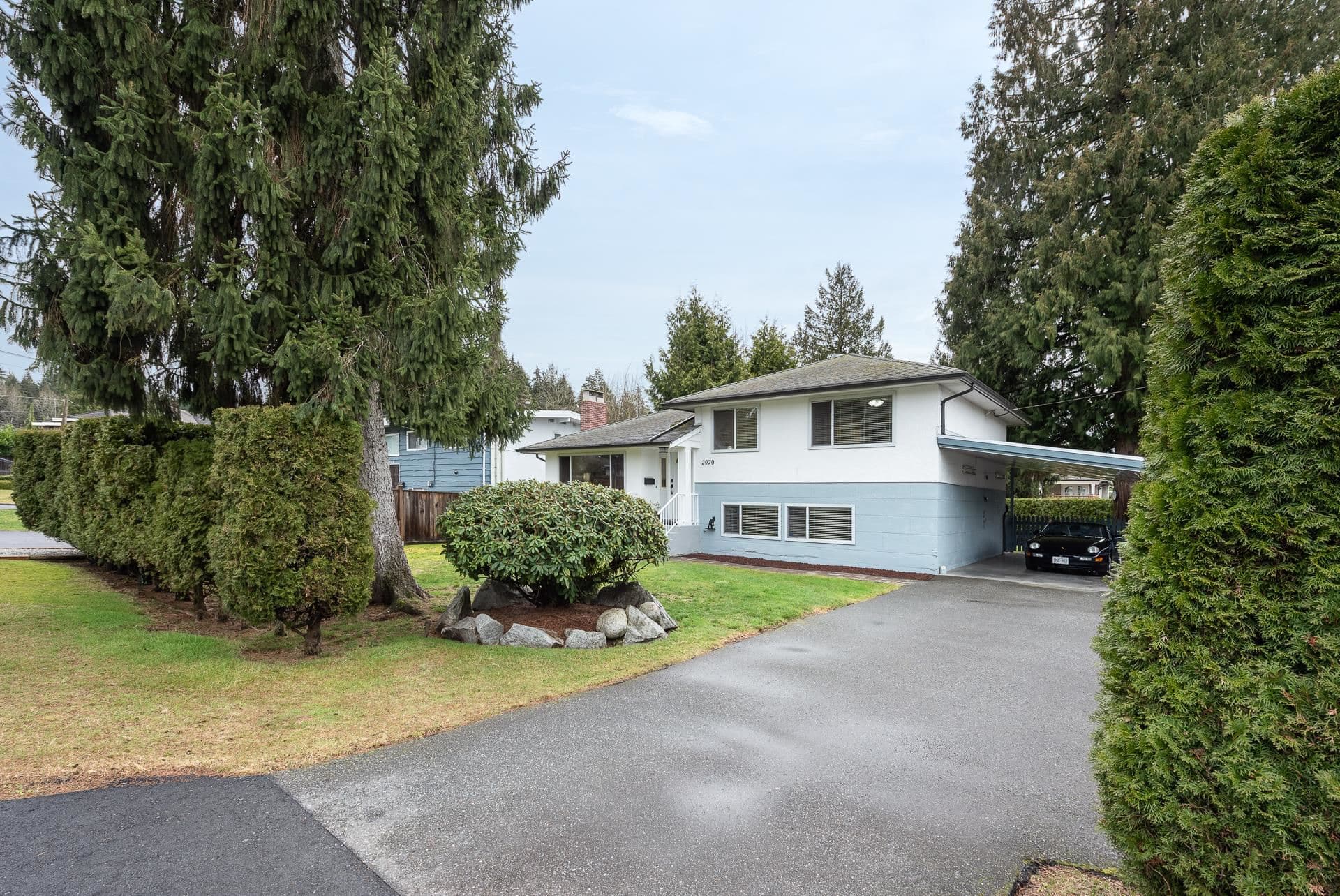2070 Lyons Court, Coquitlam