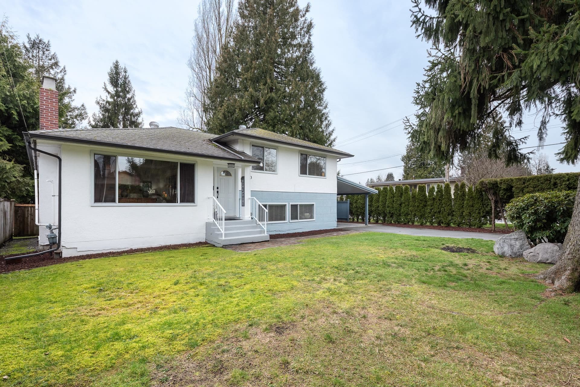 2070 Lyons Court, Coquitlam, V3J 3L7 — photo 4